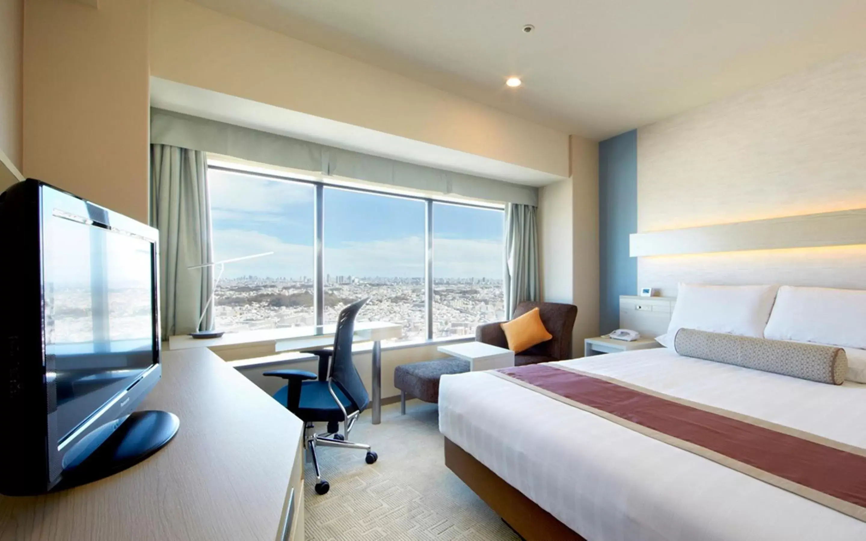 Photo of the whole room, Bed in Shin Yokohama Prince Hotel Photo of the whole room, Bed in Shin Yokohama Prince Hotel