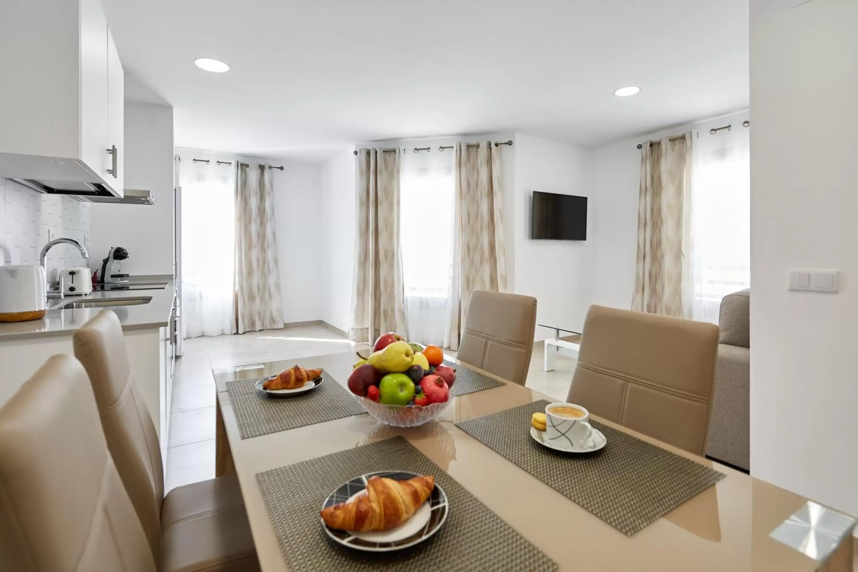 TV and multimedia, Dining Area in Sonrisa Deluxe Apartments, Levante