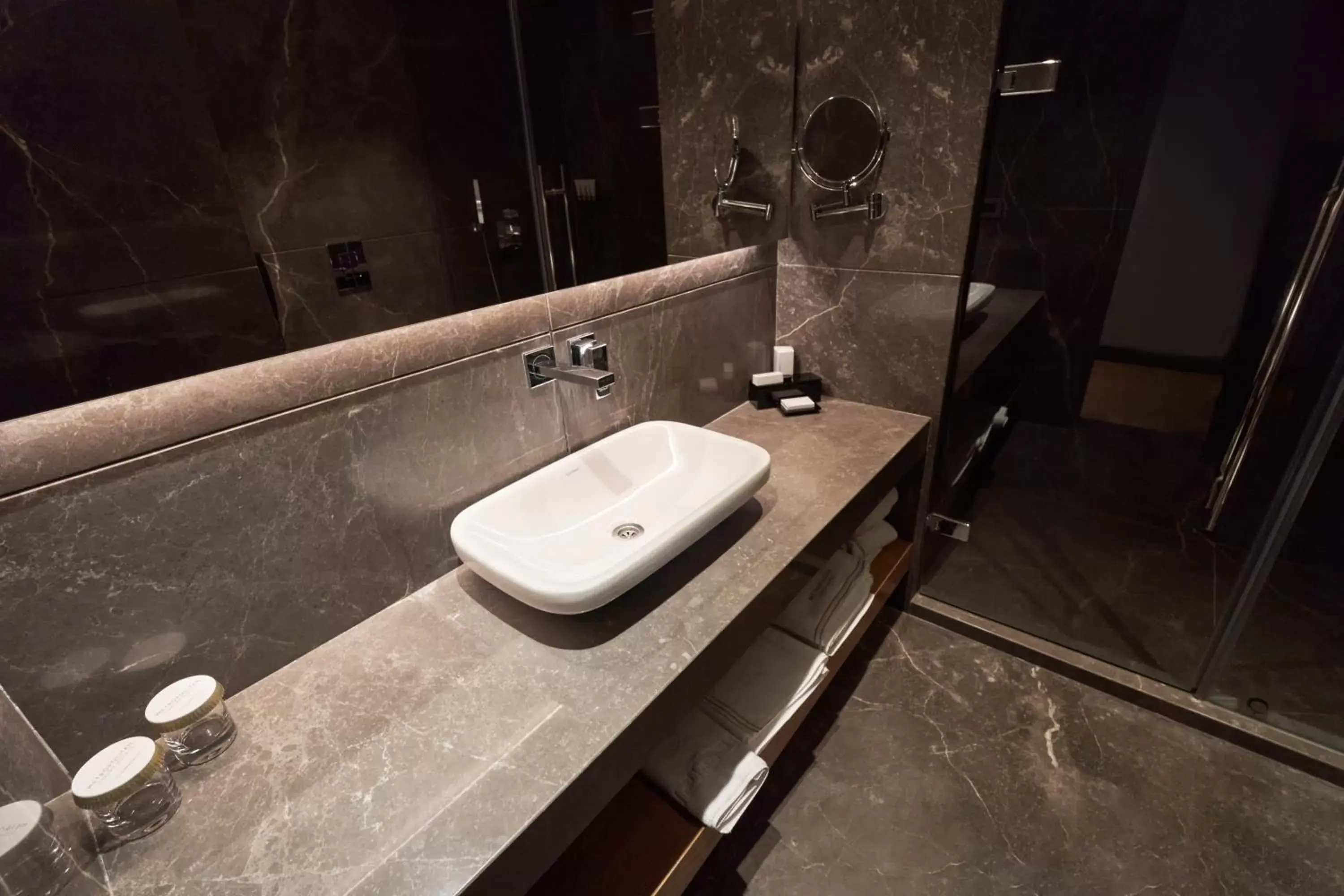 Bathroom in Metropolitan Hotels Bosphorus