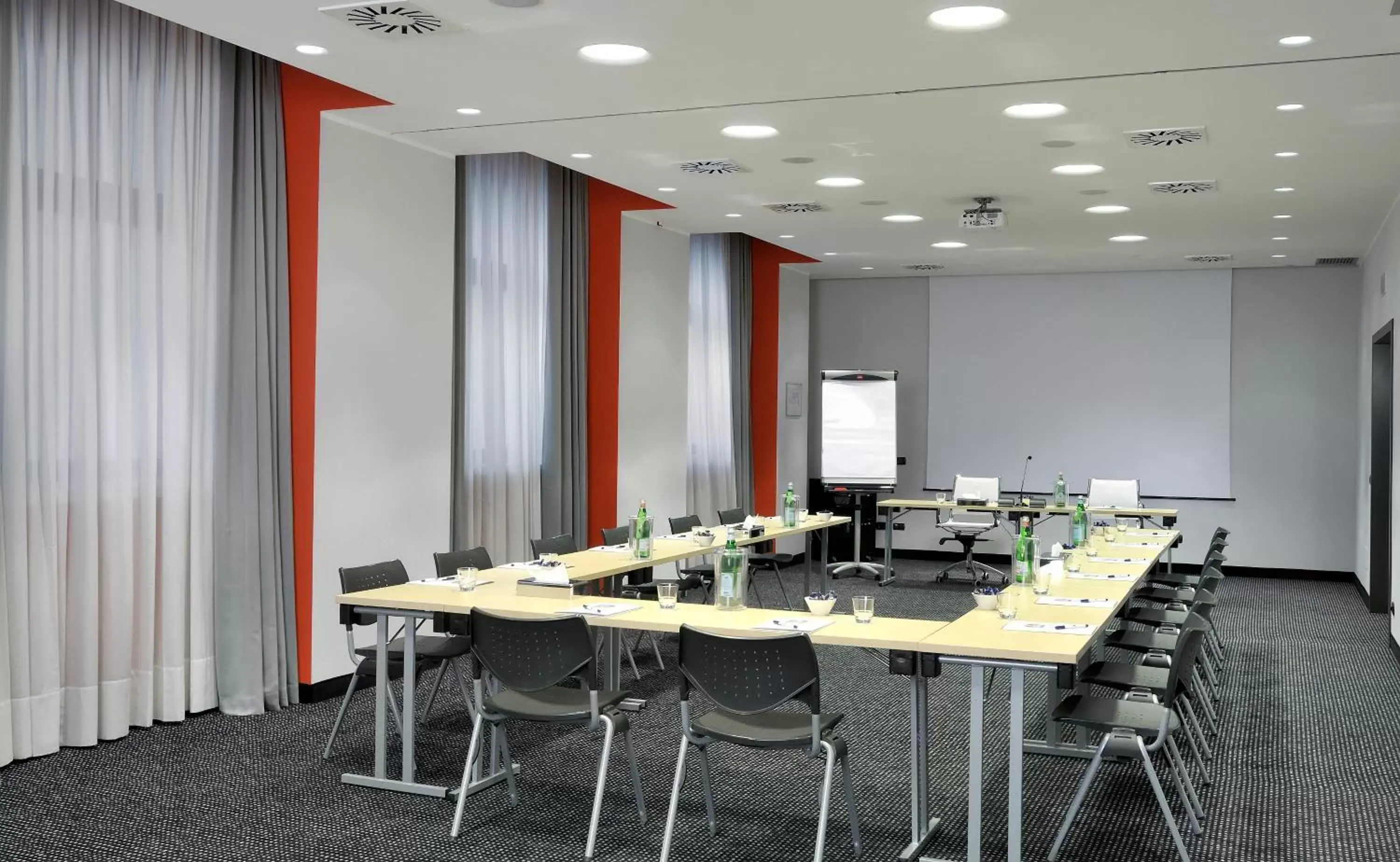 Meeting/conference room in Best Western Falck Village Milano Sesto