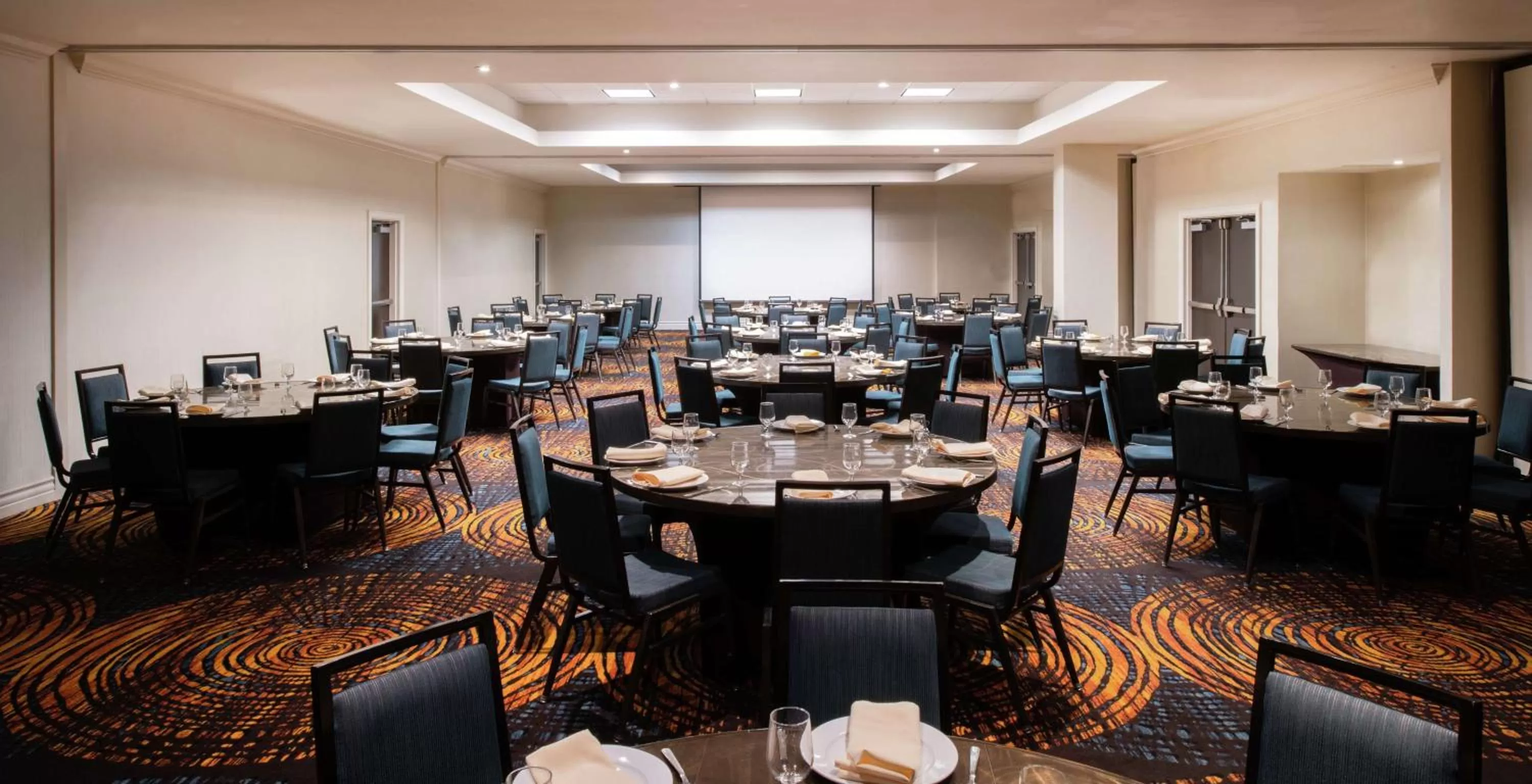 Meeting/conference room in Embassy Suites by Hilton Walnut Creek