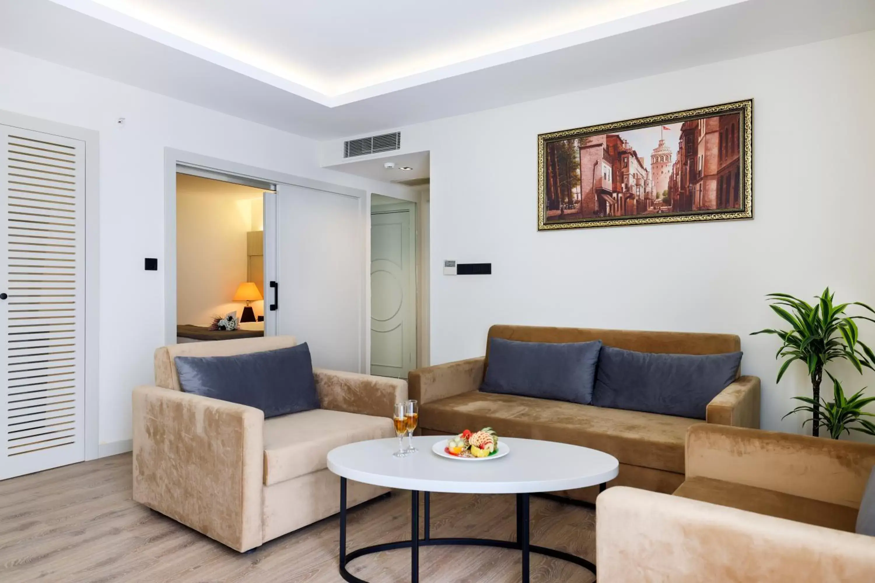 Seating Area in Orka Taksim Suites & Hotel