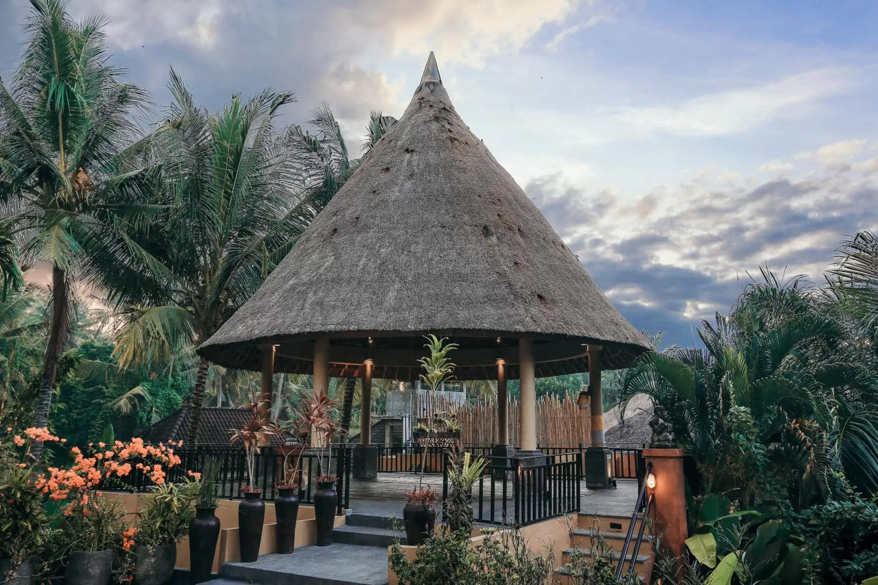 On site, Restaurant/Places to Eat in The Sankara Resort by Pramana