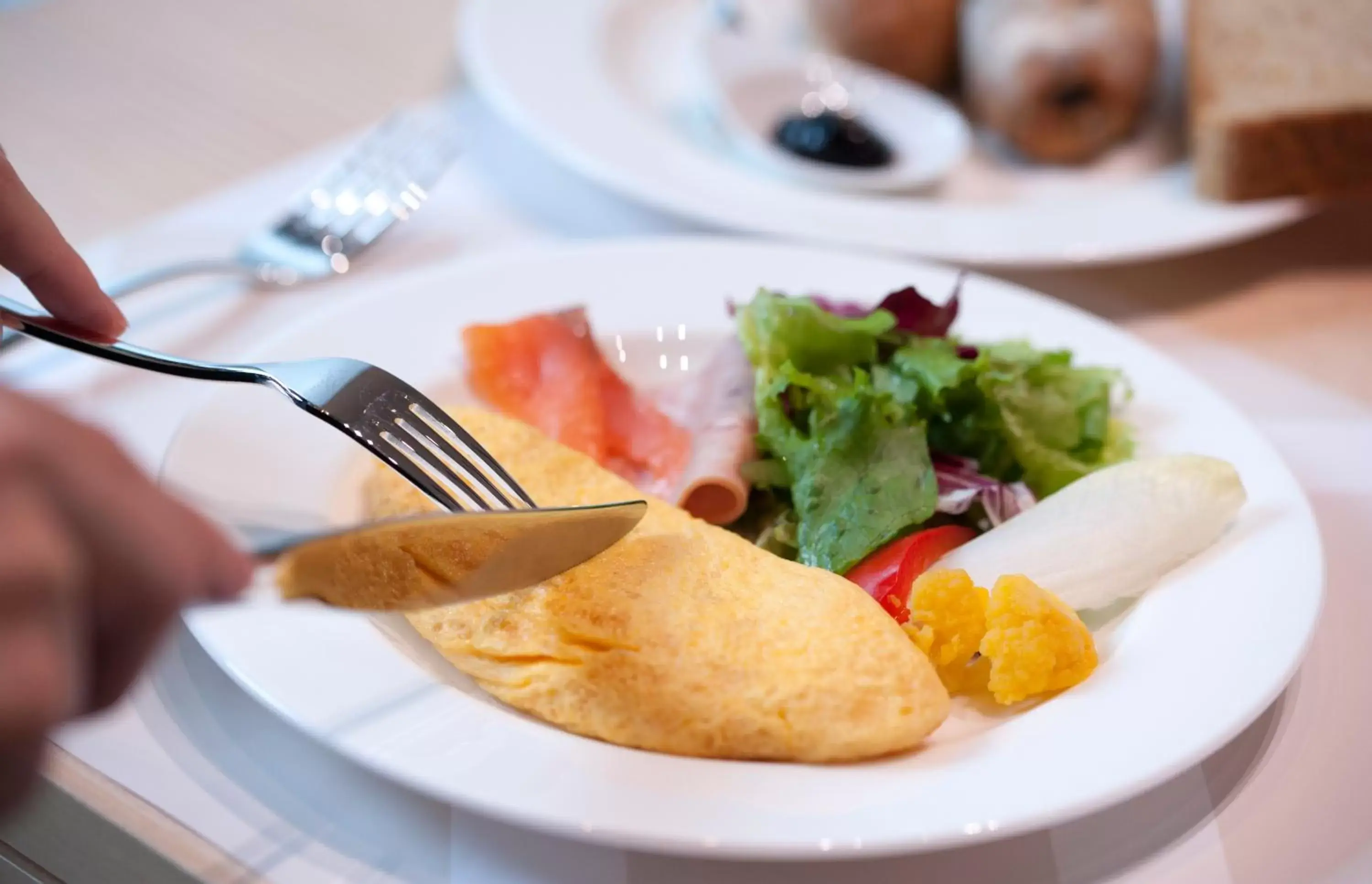 Buffet breakfast, Food in Hotel Metropolitan Edmont Tokyo