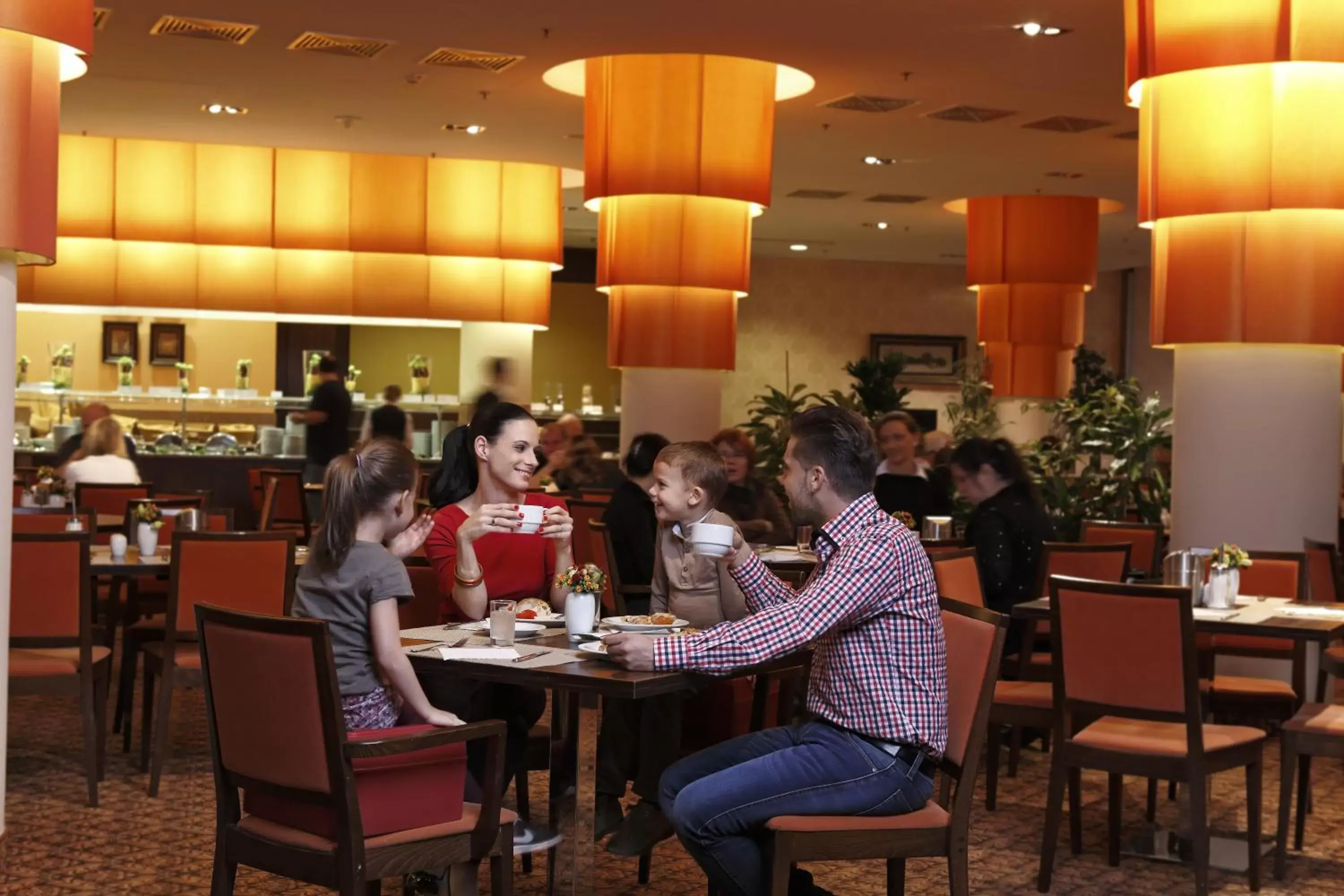 People, Restaurant/Places to Eat in Aquaworld Resort Budapest