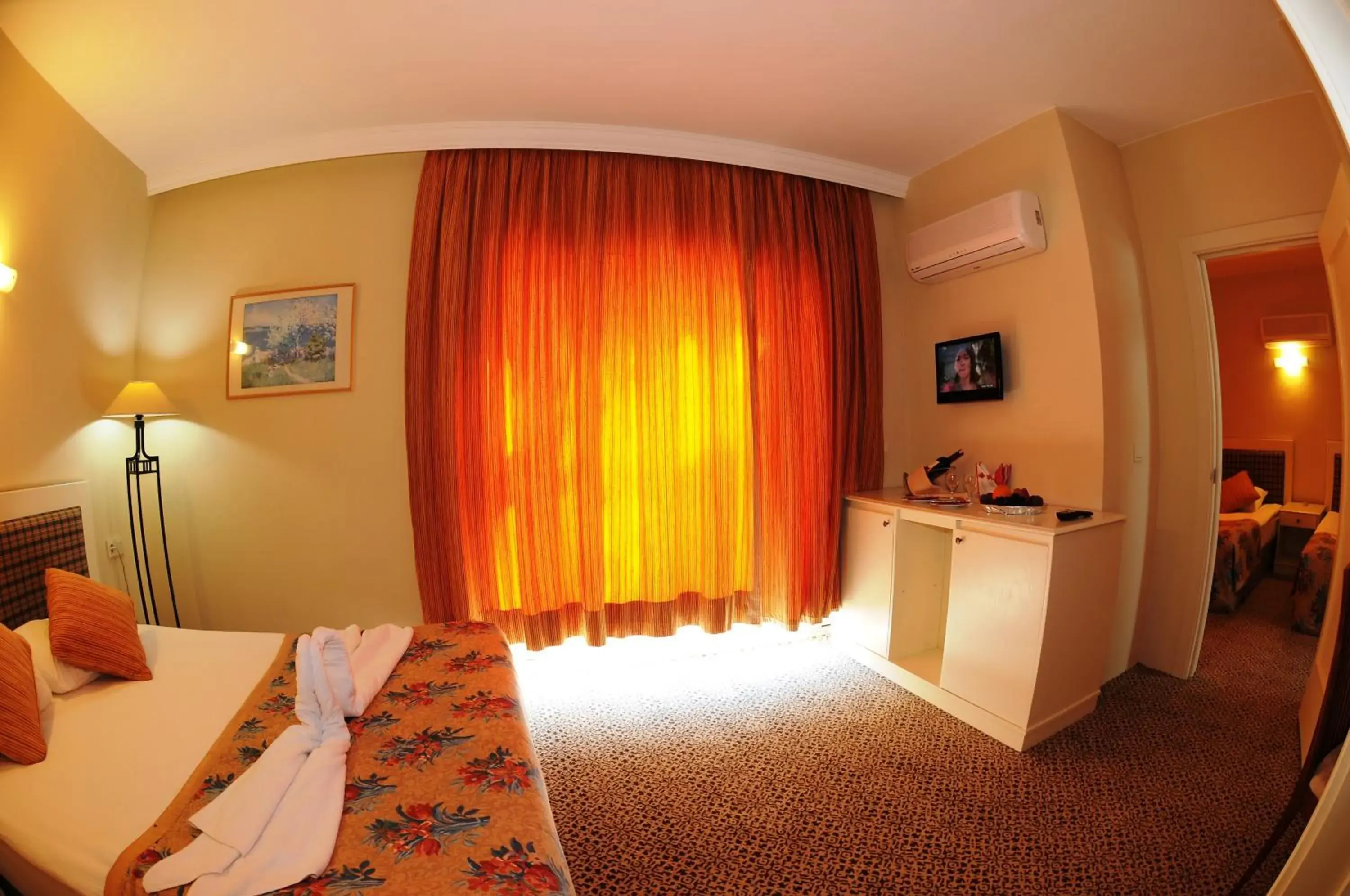 Day, Bed in Belkon Hotel