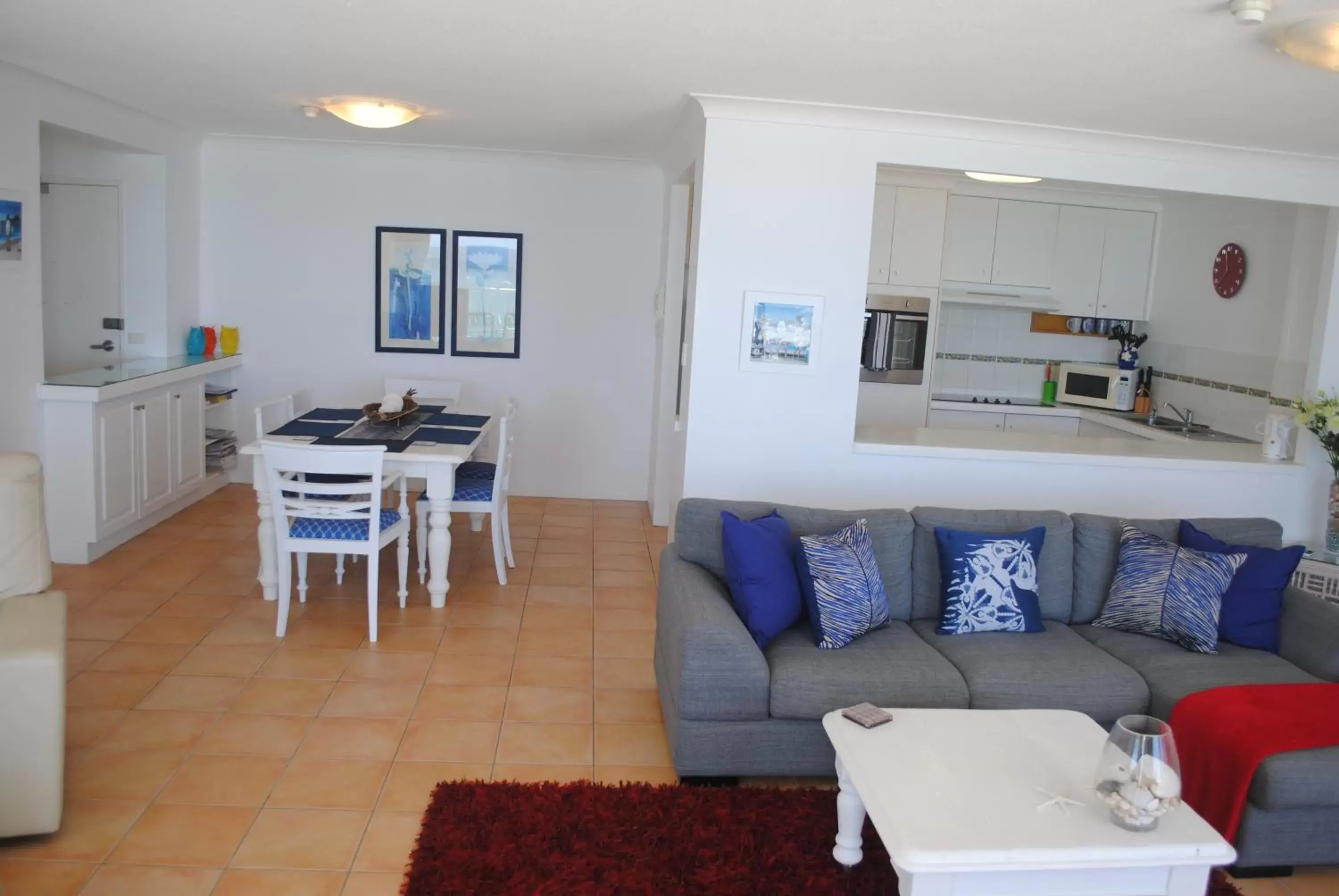 Living room, Seating Area in Albatross North Apartments