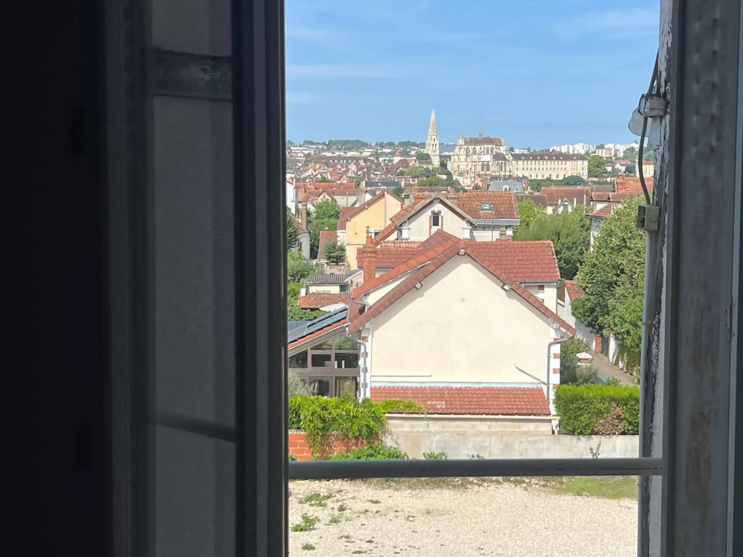 View (from property/room) in Hôtel des 2 Gares