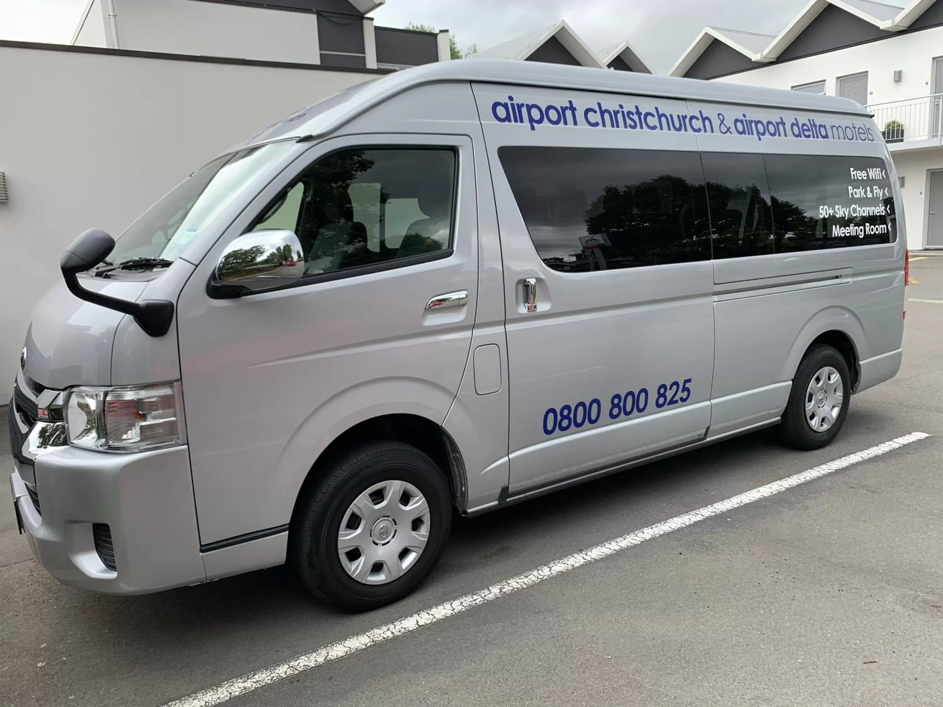 shuttle in Airport Christchurch Motel