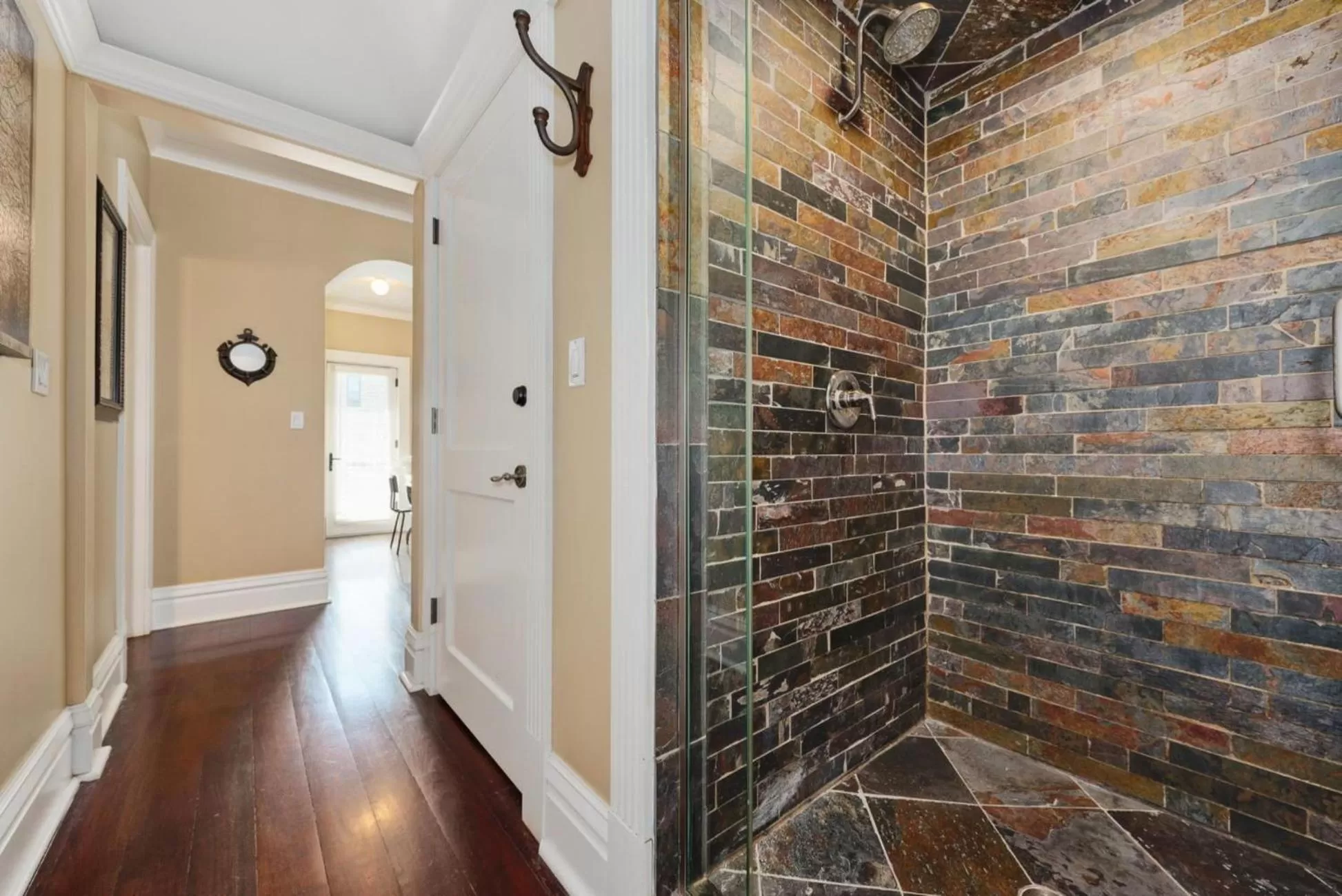 Shower in Villa D' Citta