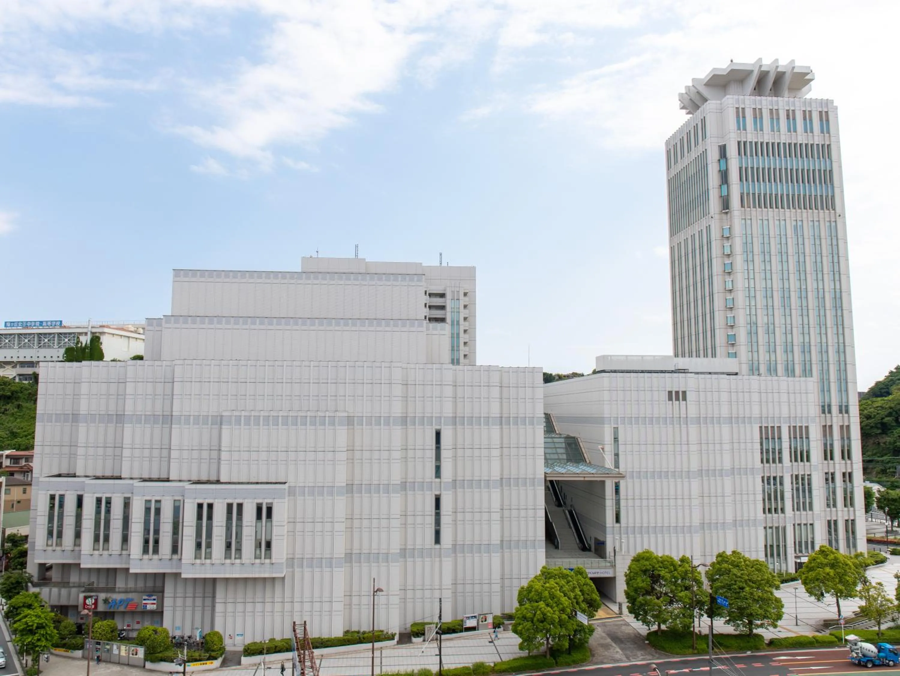 Property building in Mercure Yokosuka