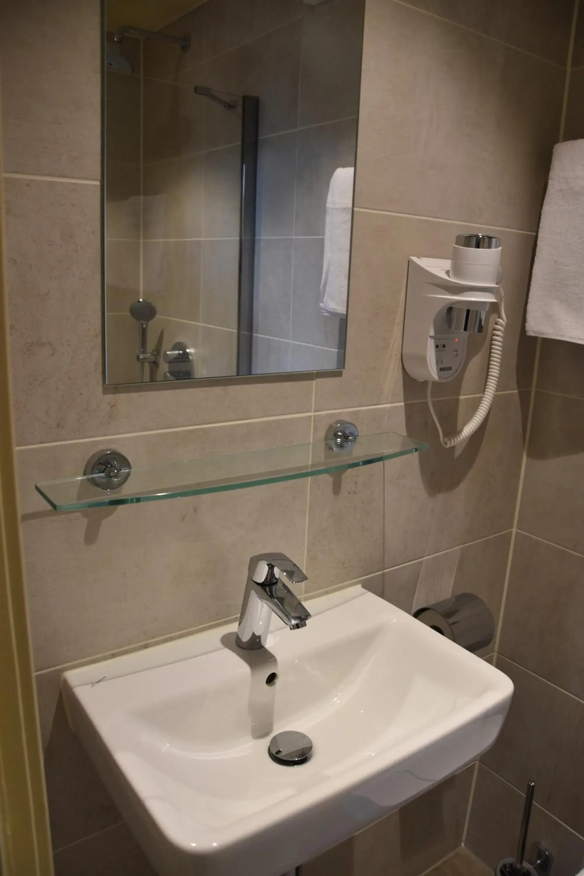 Photo of the whole room, Bathroom in Ozo Hotels Armada Amsterdam