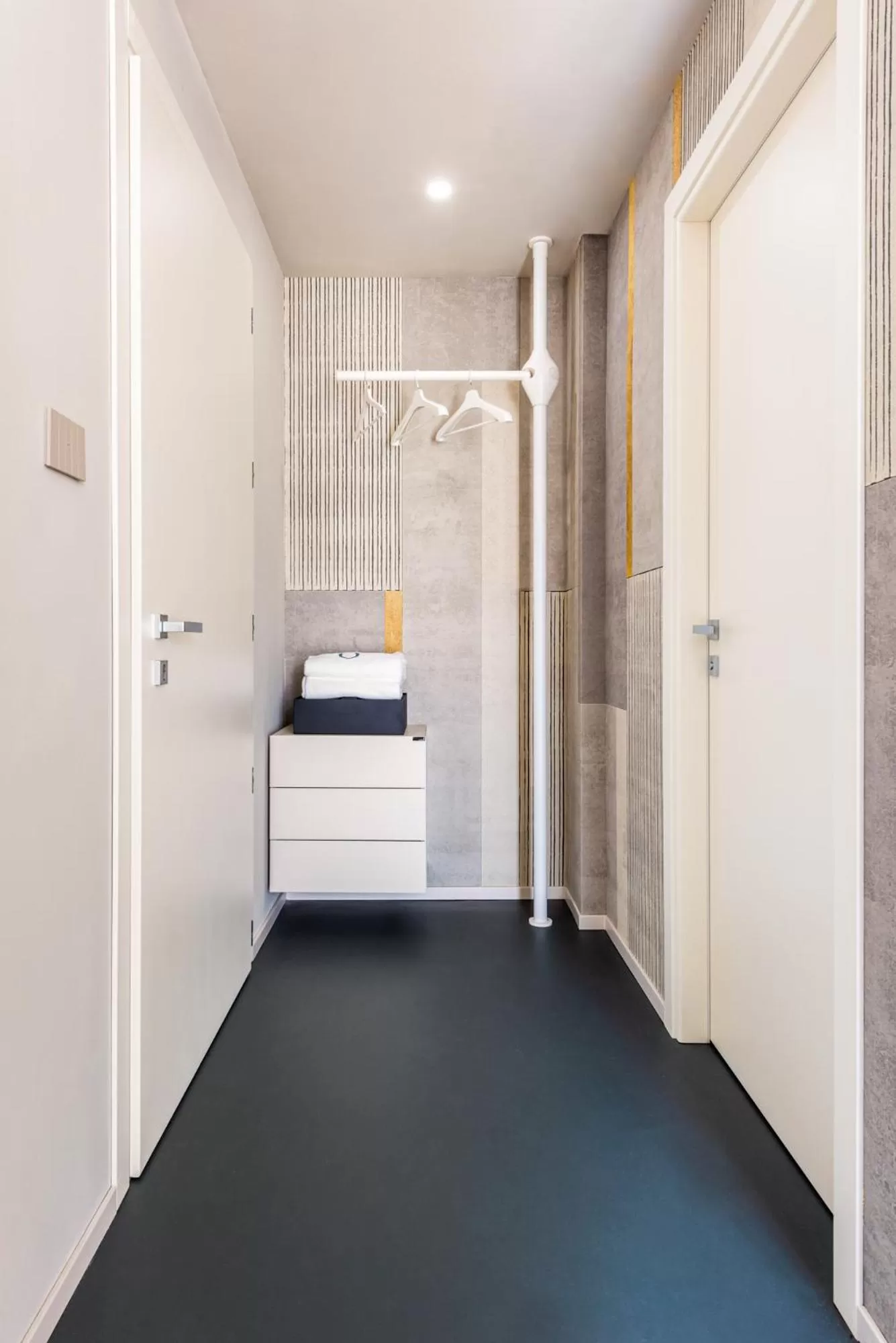 wardrobe, Bed in Open Hotel