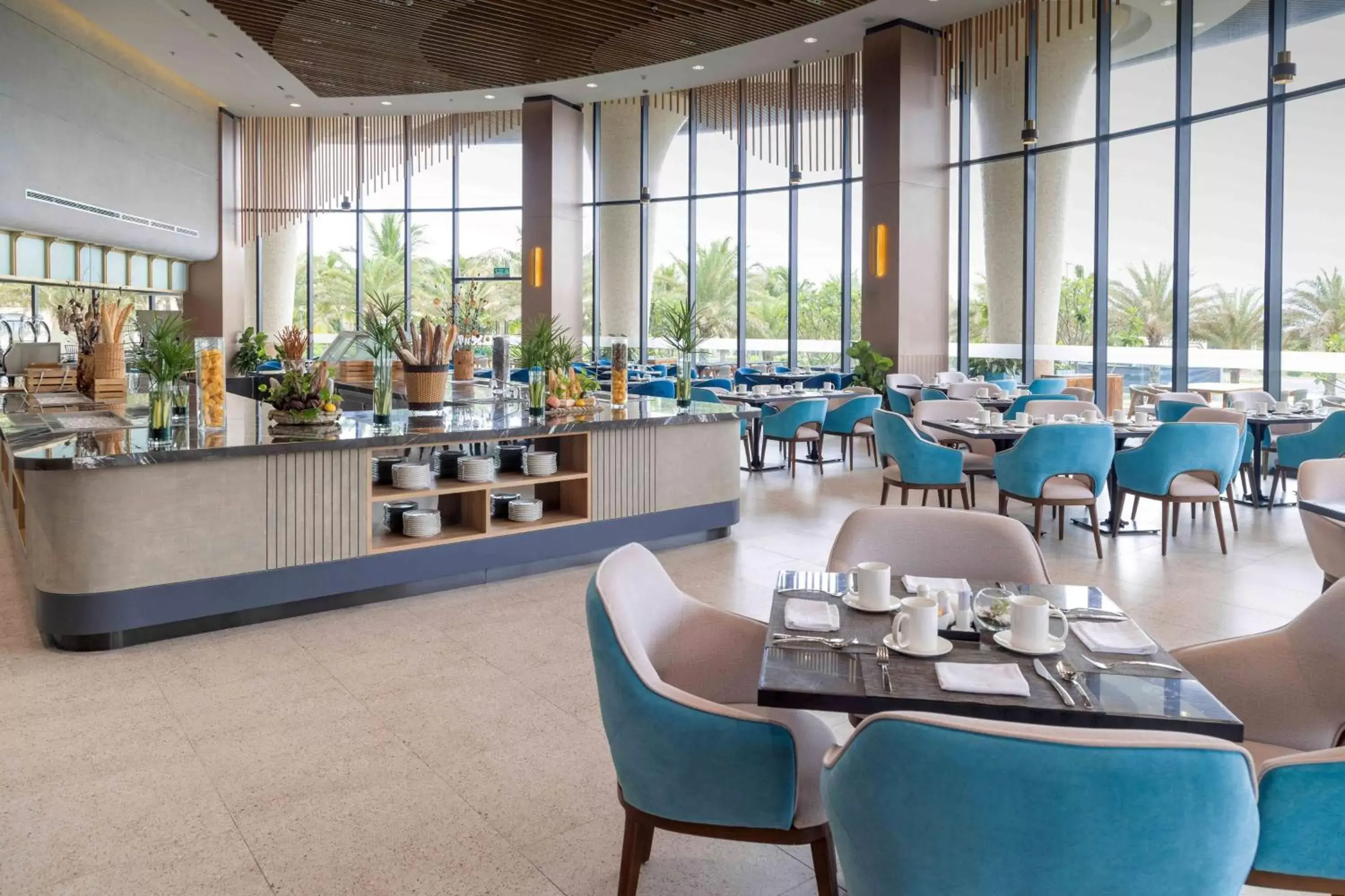 Restaurant/Places to Eat in Wyndham Garden Cam Ranh Resort