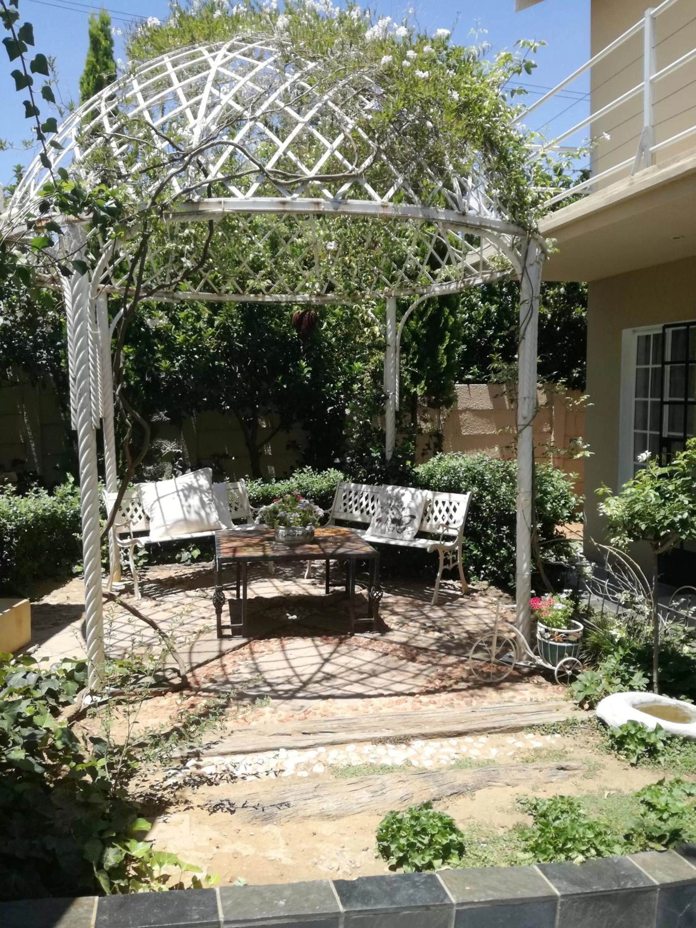 Garden view in Bri-Shel Manor B&B