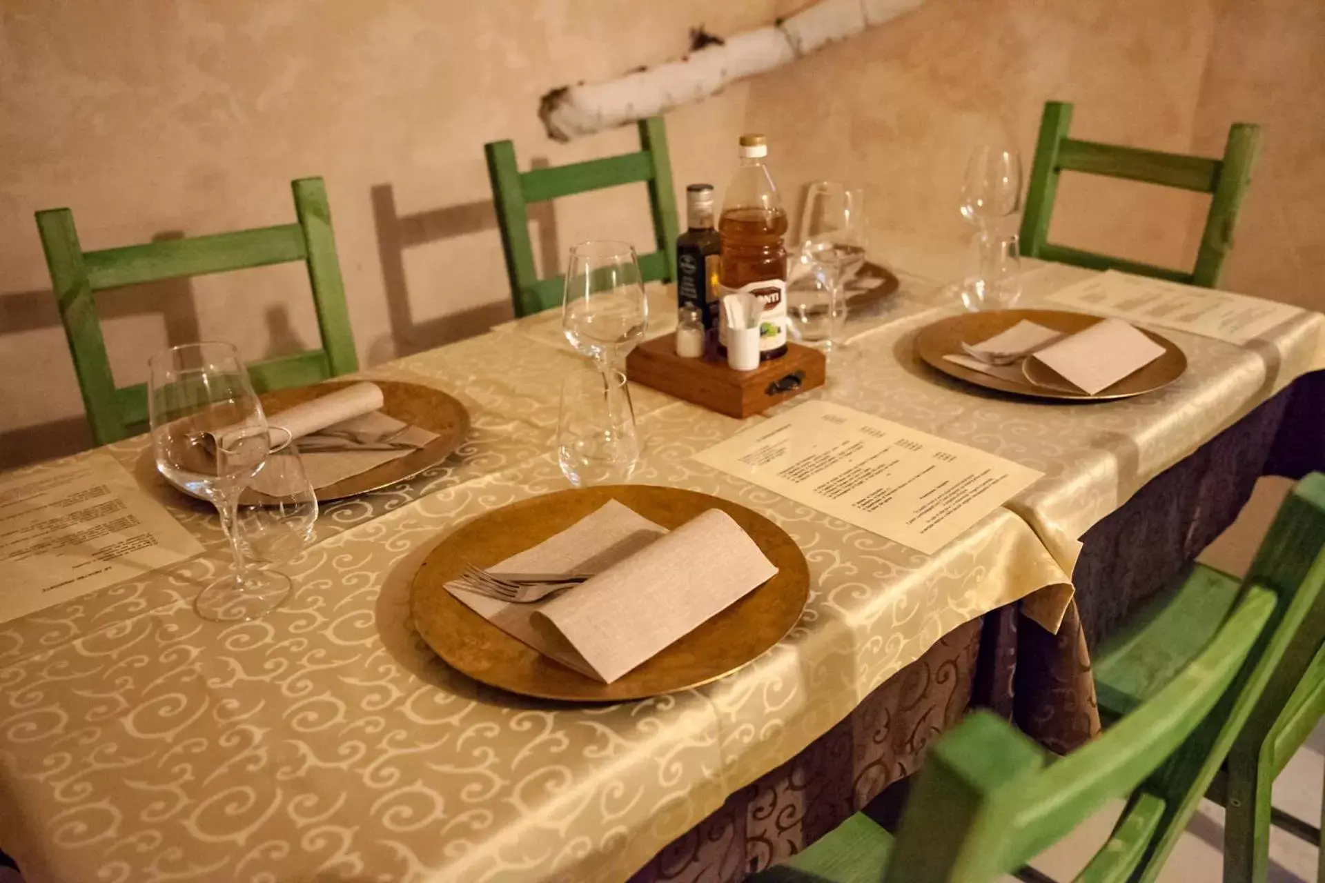 Restaurant/Places to Eat in Hotel Garni Le Corti