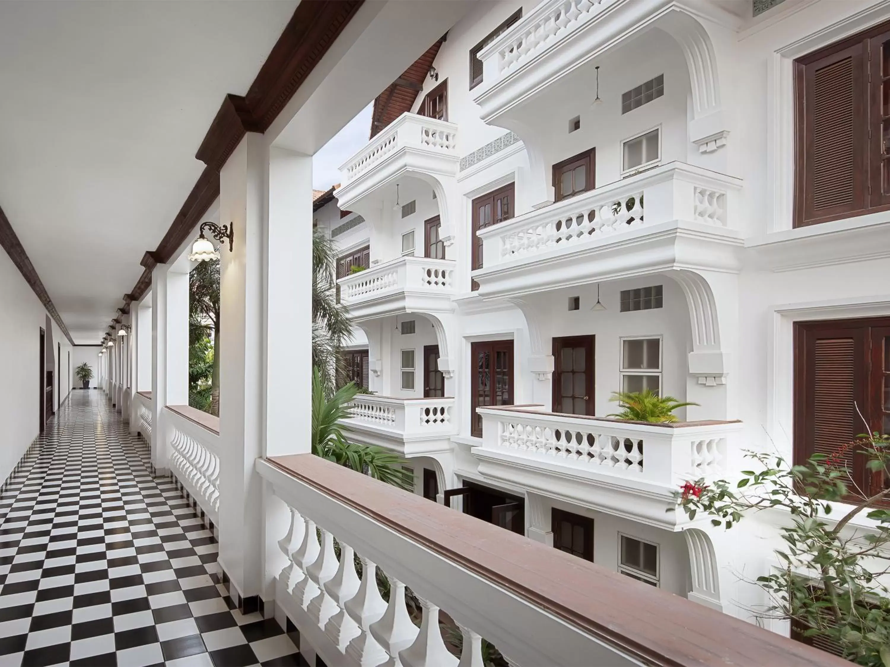 Property building in Chateau d'Angkor La Residence