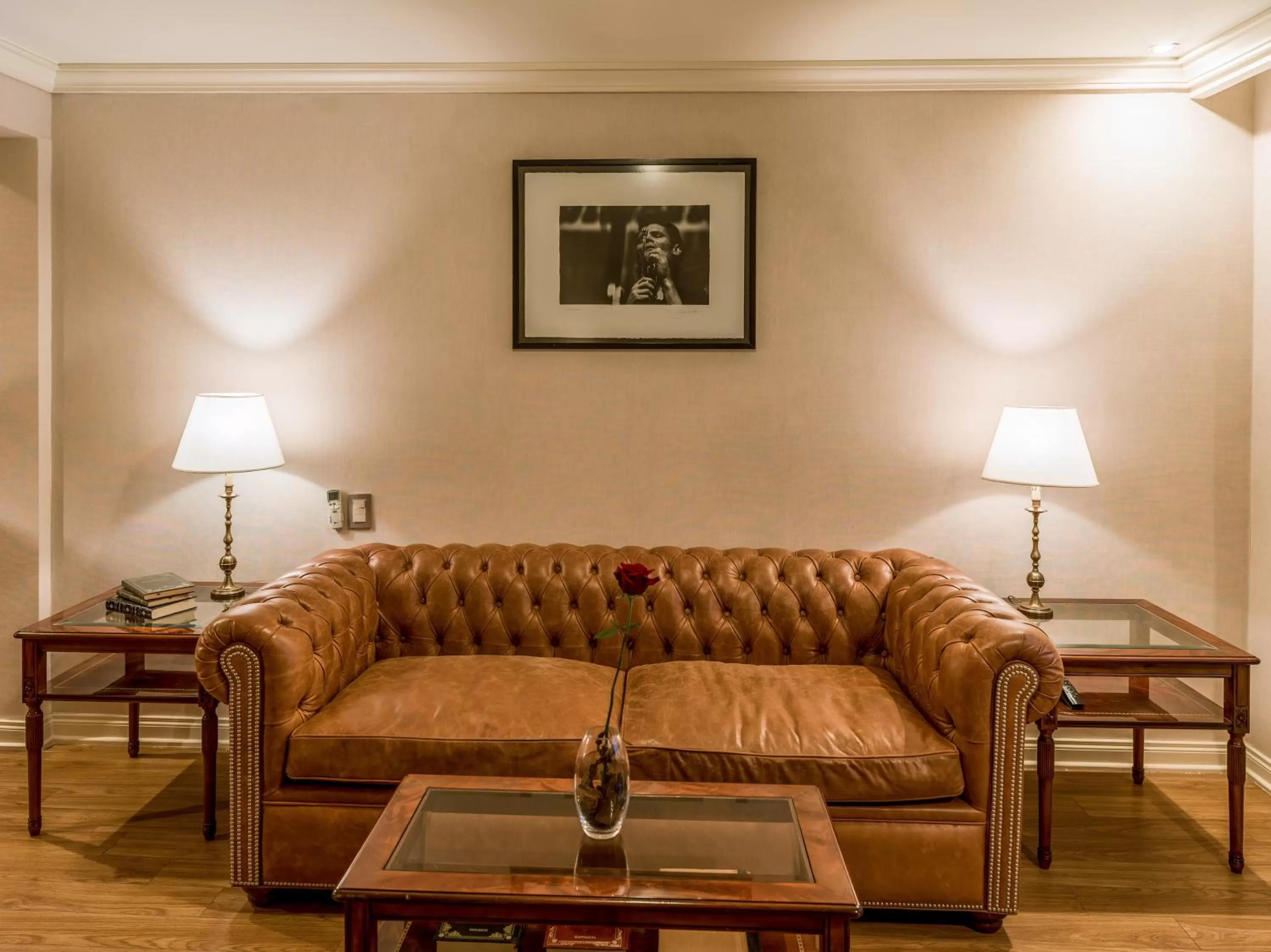 Living room in Melia Recoleta Plaza Hotel