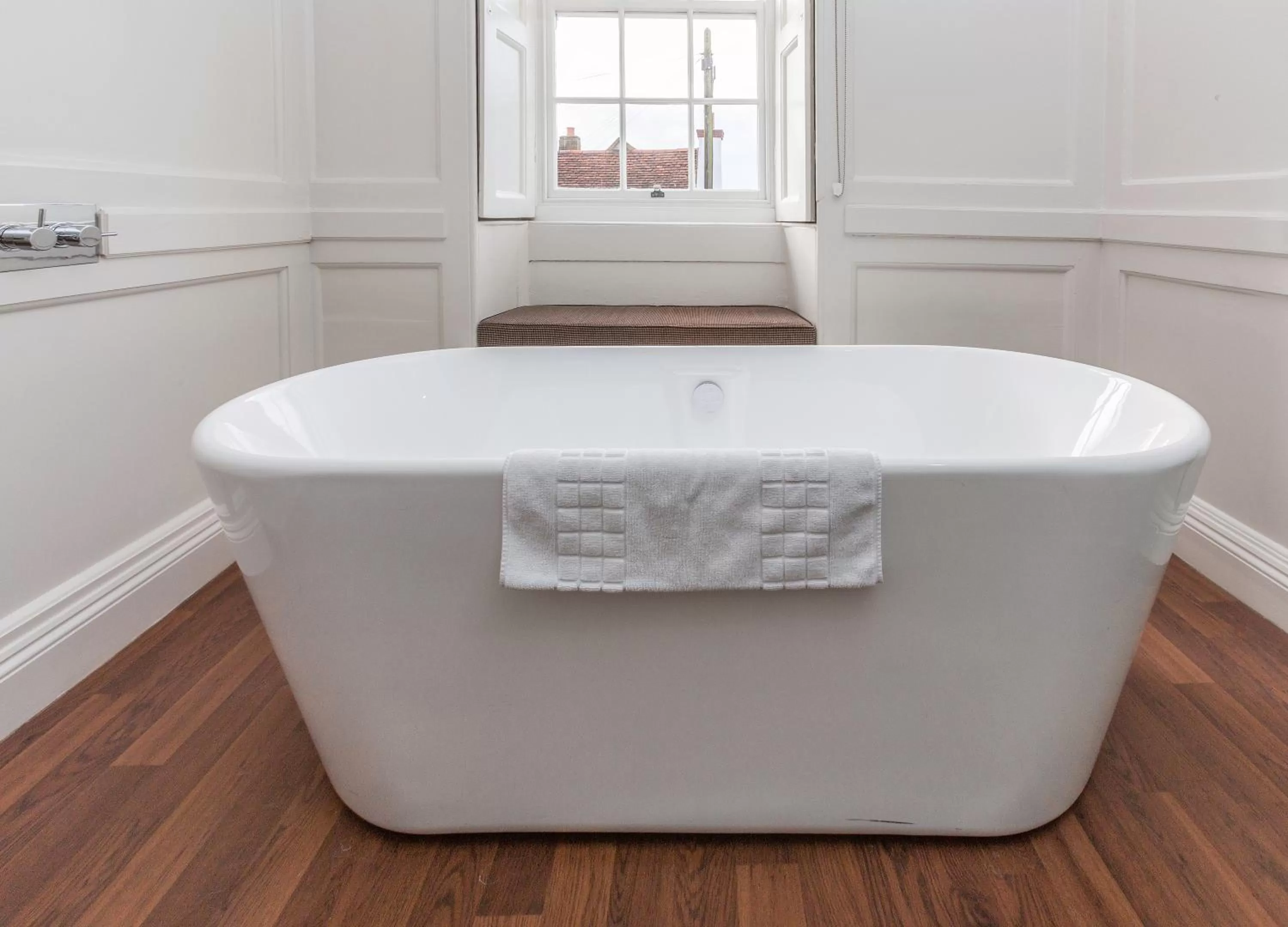 Bathroom in The Bell Inn Hotel