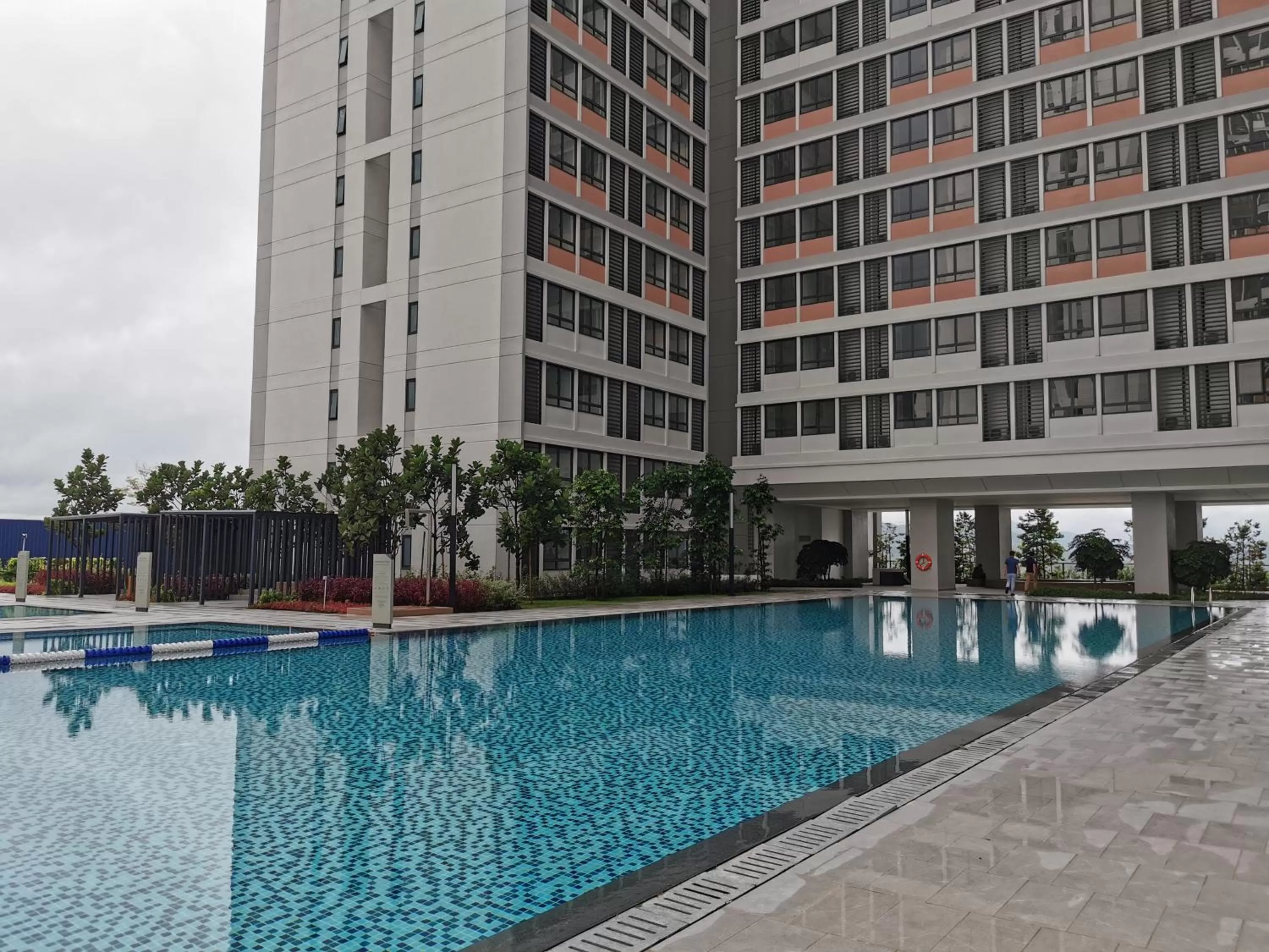 Swimming Pool in Horizon Suites by CH Homes , Sepang near by KLIA - KLIA 2