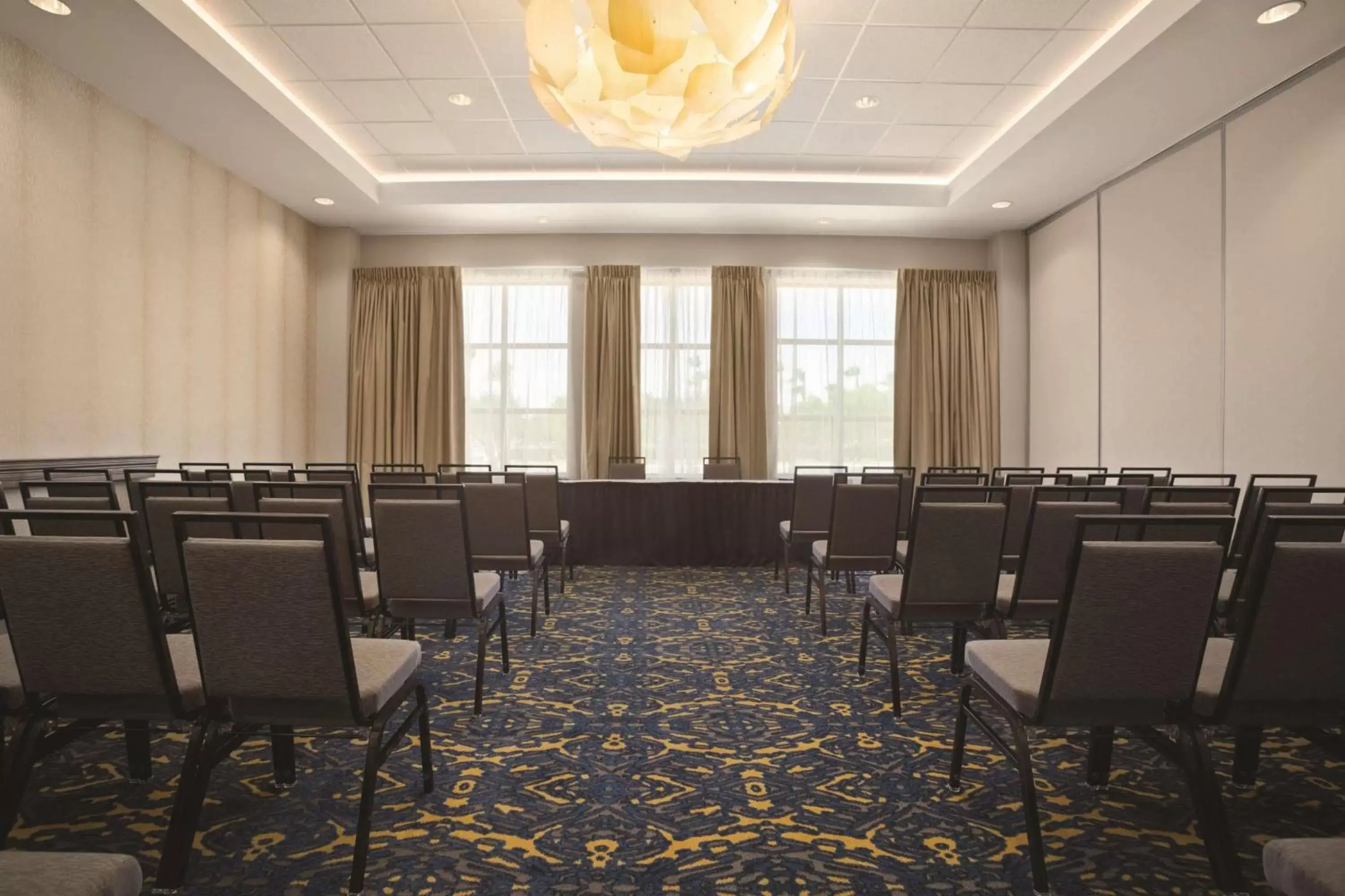 Meeting/conference room in Embassy Suites by Hilton McAllen Convention Center