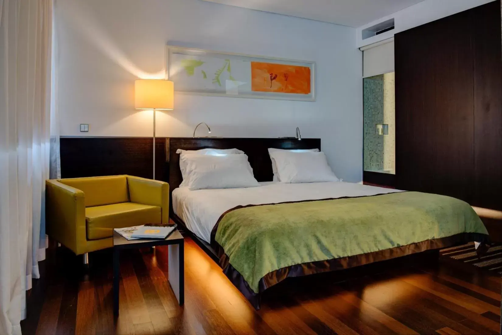 Bed in VIP Grand Lisboa Hotel & Spa