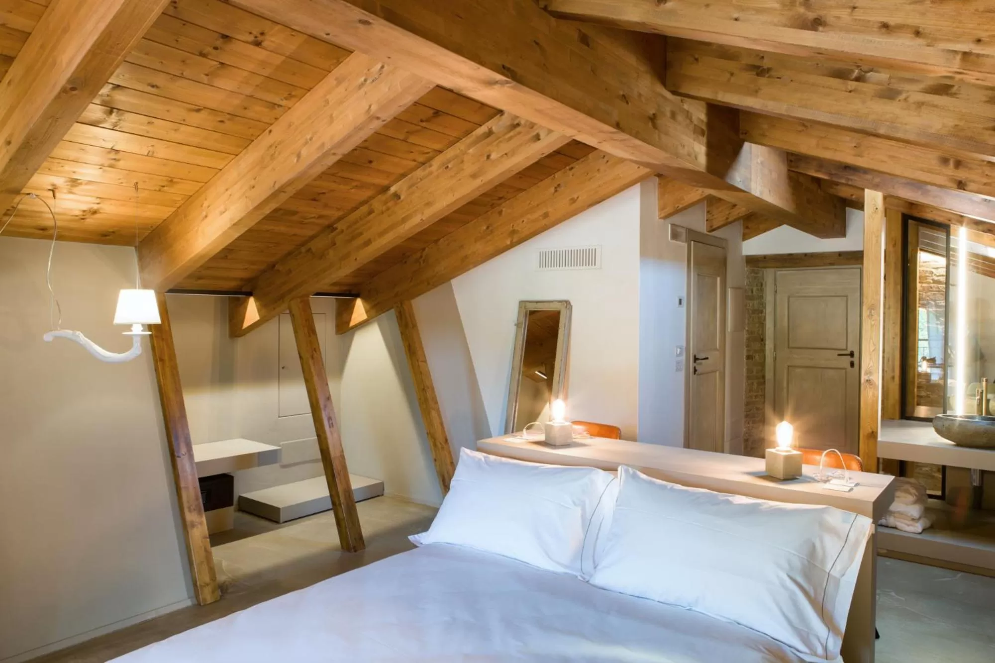 Photo of the whole room, Bed in Terra di Gradara