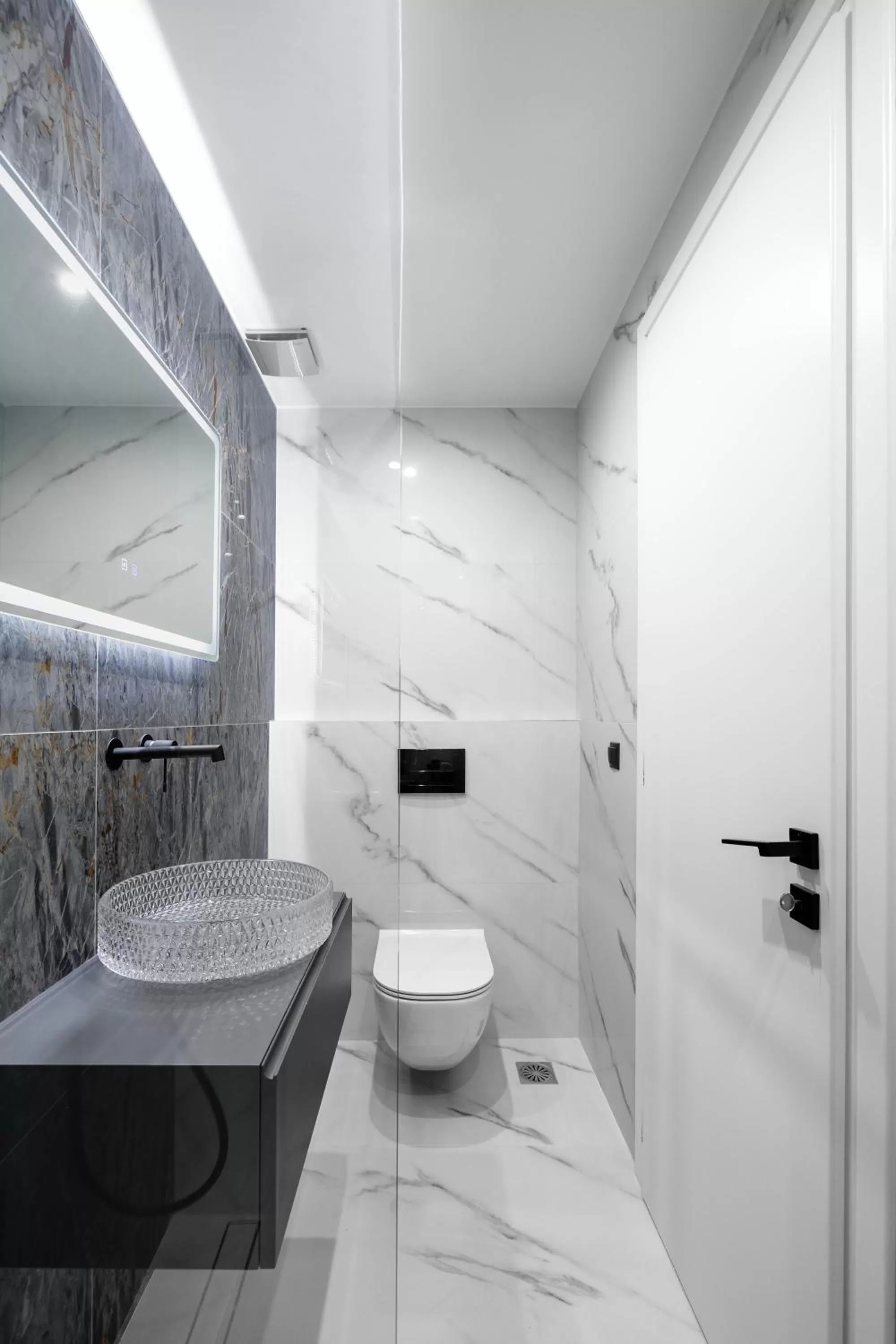 Shower in Athens Feeling