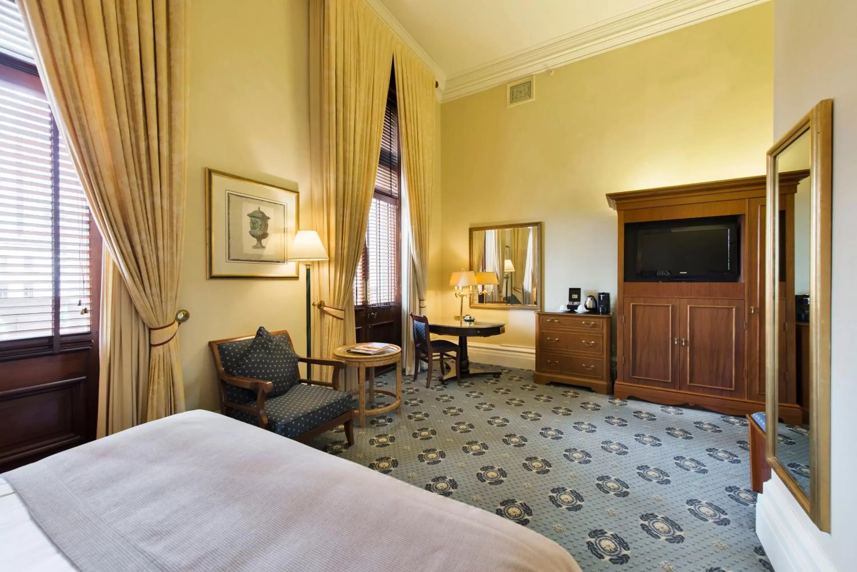 Deluxe King Room in Treasury Brisbane Deluxe King Room in Treasury Brisbane