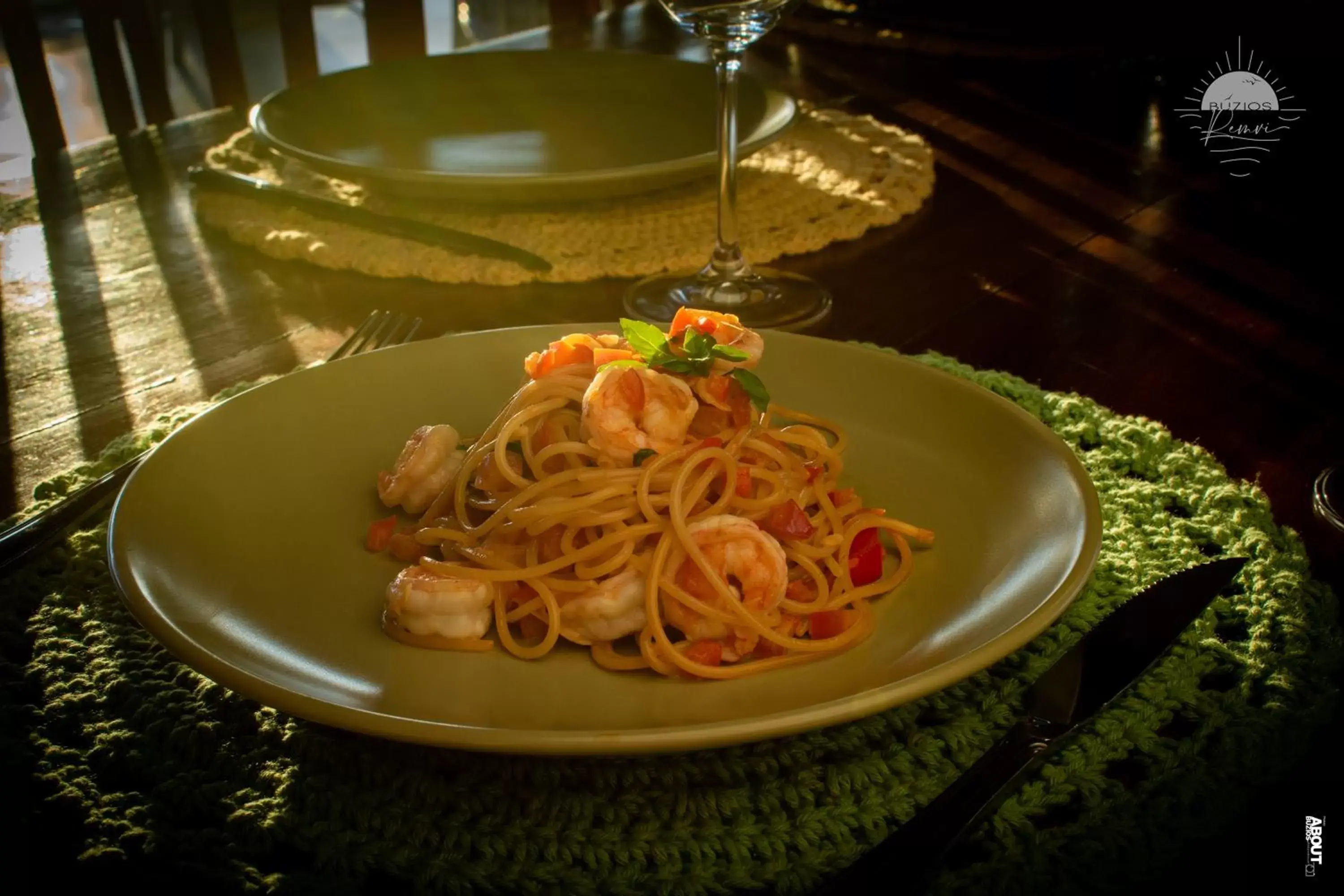 Restaurant/places to eat in Pousada Praia João Fernandes Restaurant/places to eat in Pousada Praia João Fernandes