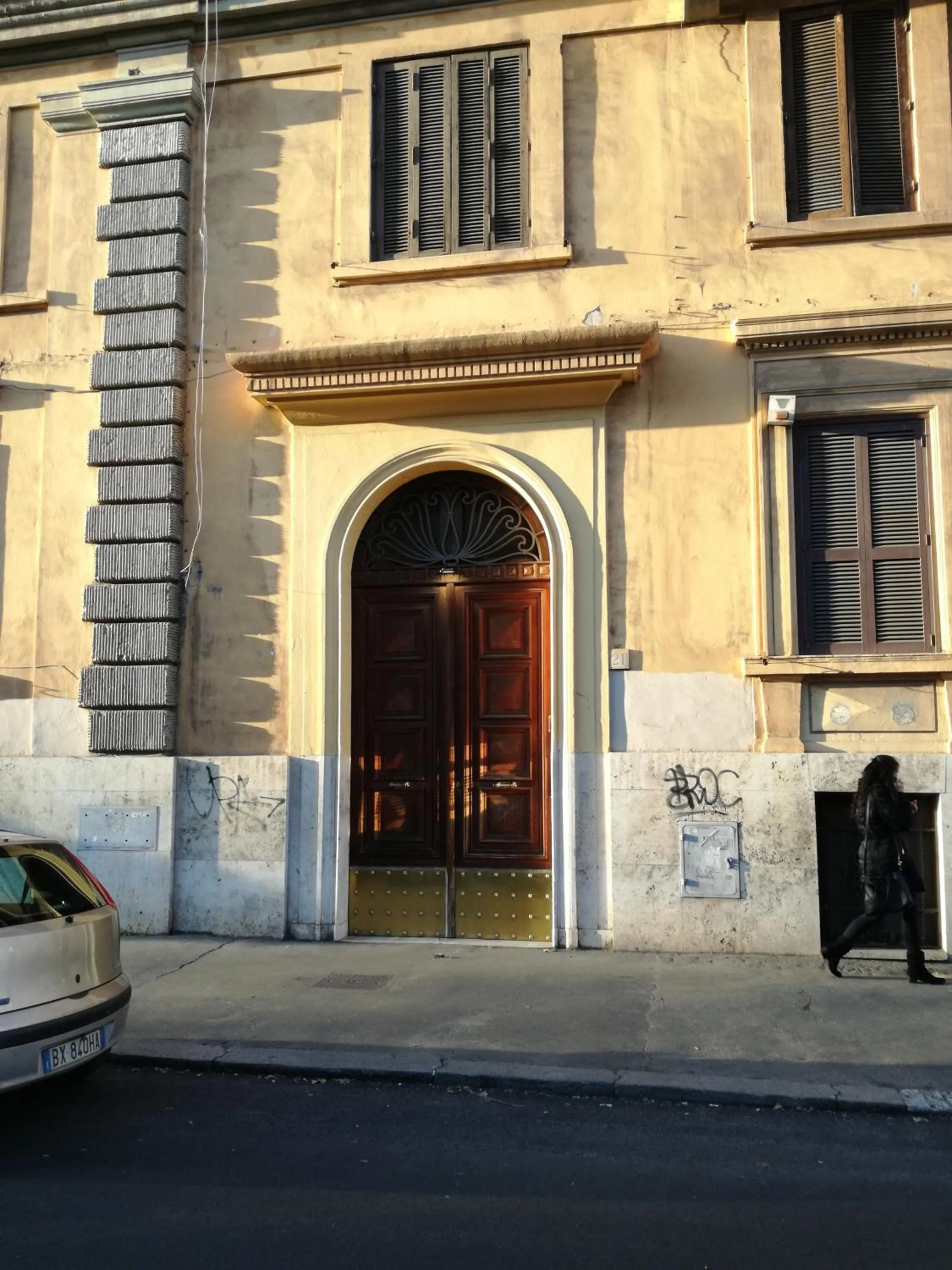 Property building in Rome Key Home