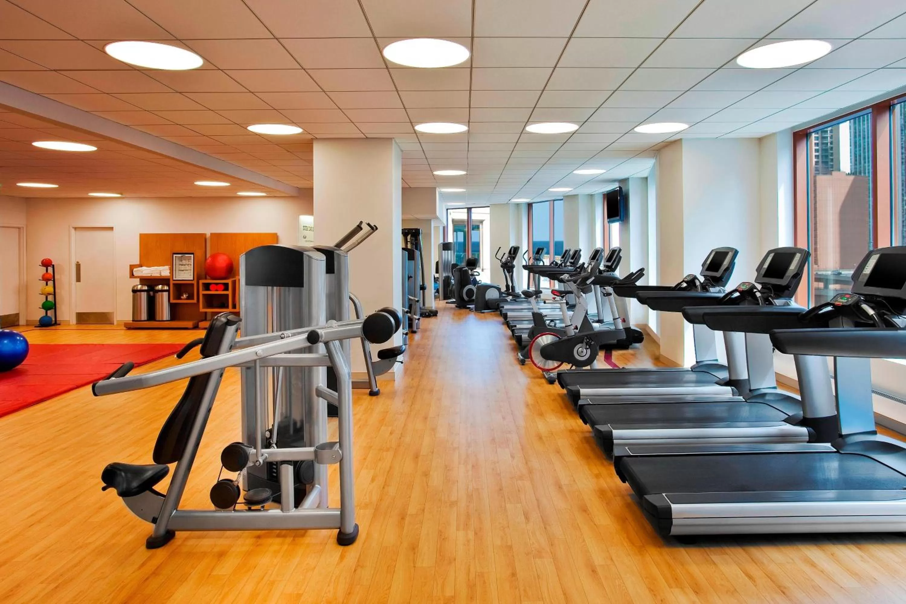 Fitness centre/facilities in Sheraton Grand Chicago Riverwalk