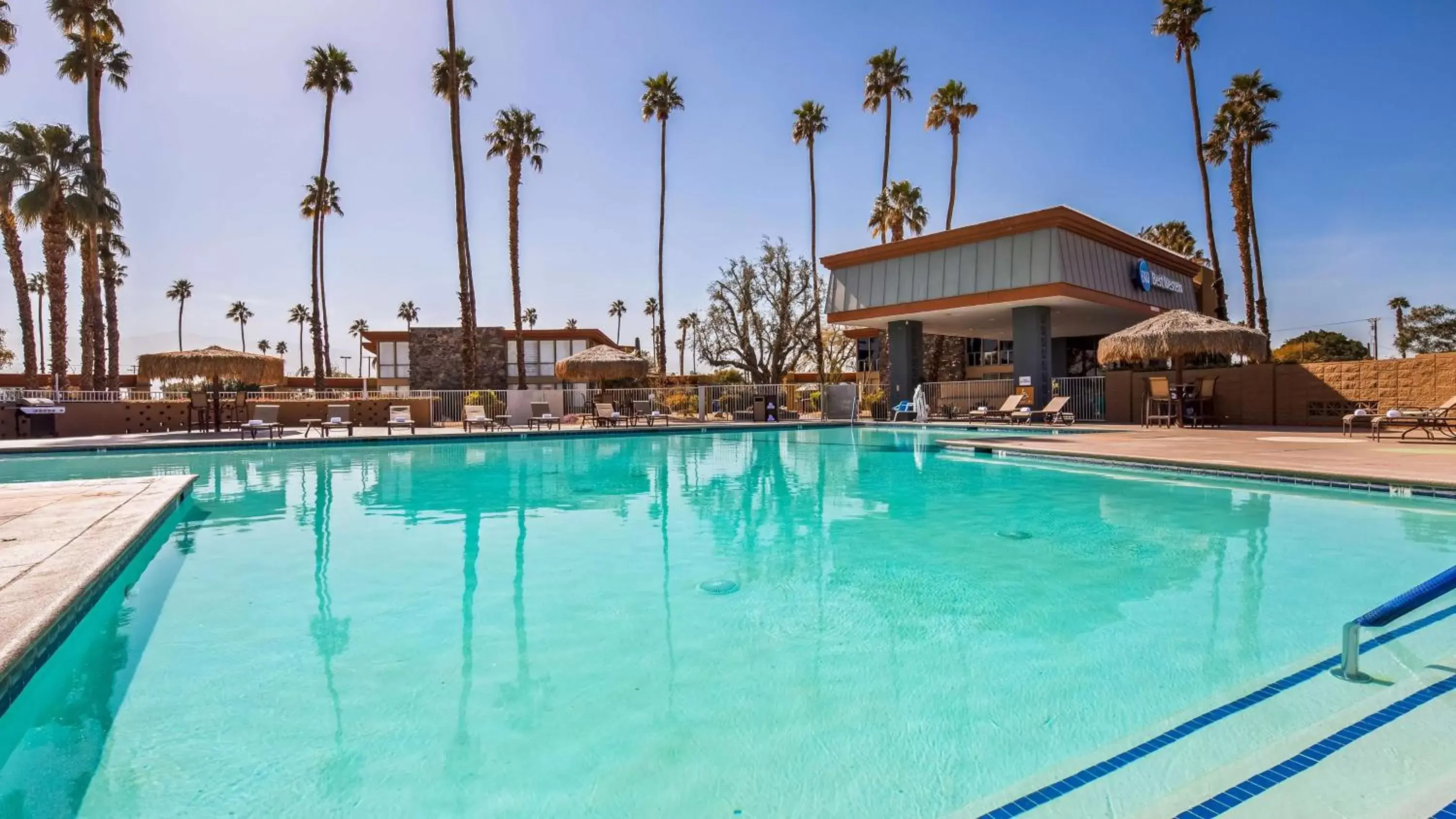 On site, Swimming Pool in Best Western Date Tree Hotel