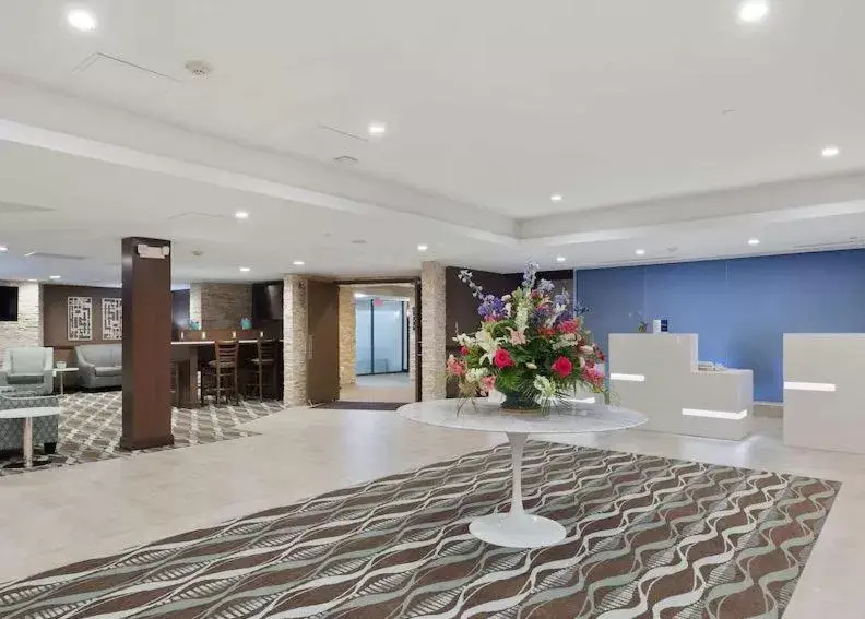 Lobby or reception in Radisson Hotel Southfield-Detroit