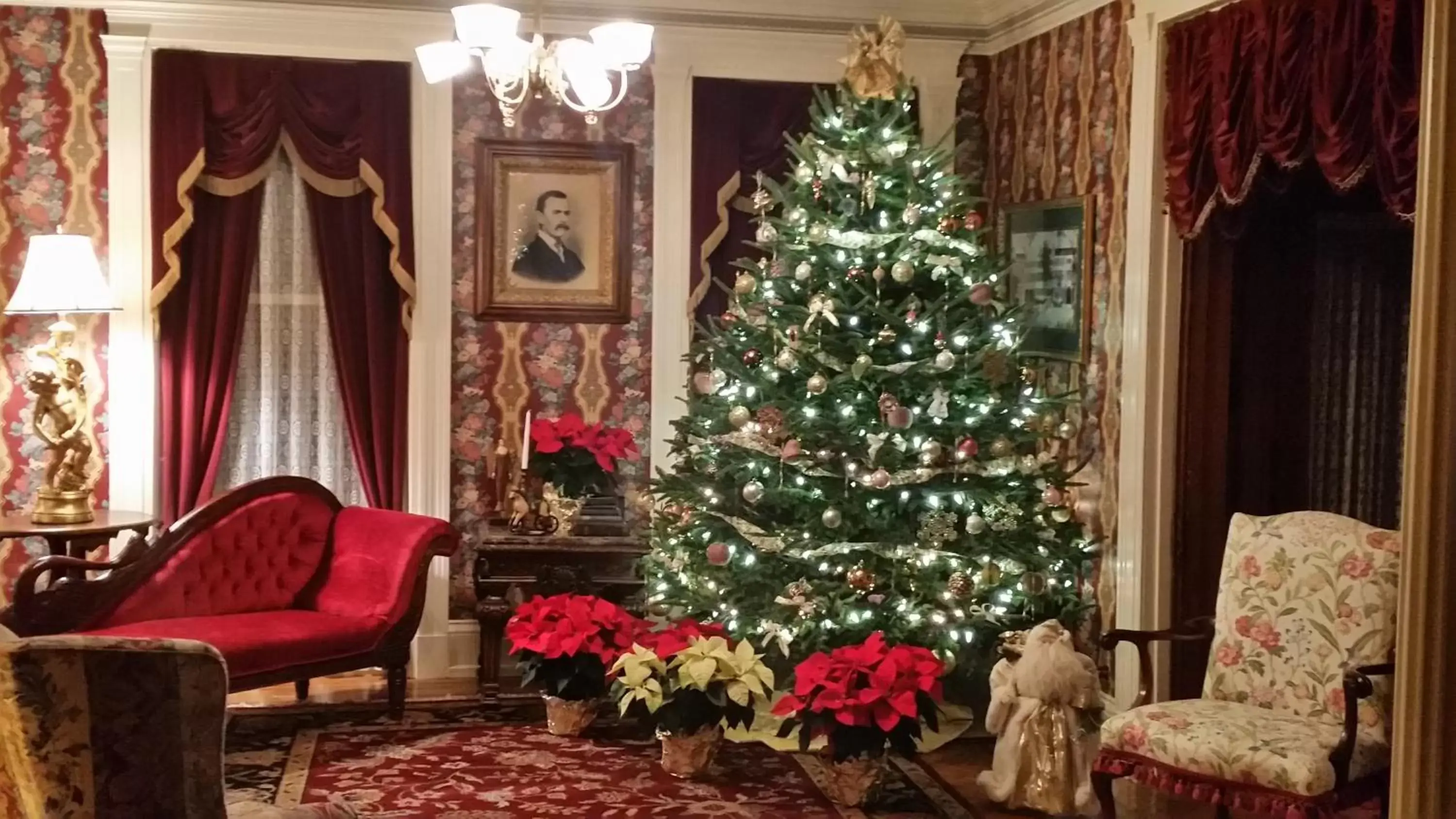 Night, Seating Area in The Emig Mansion