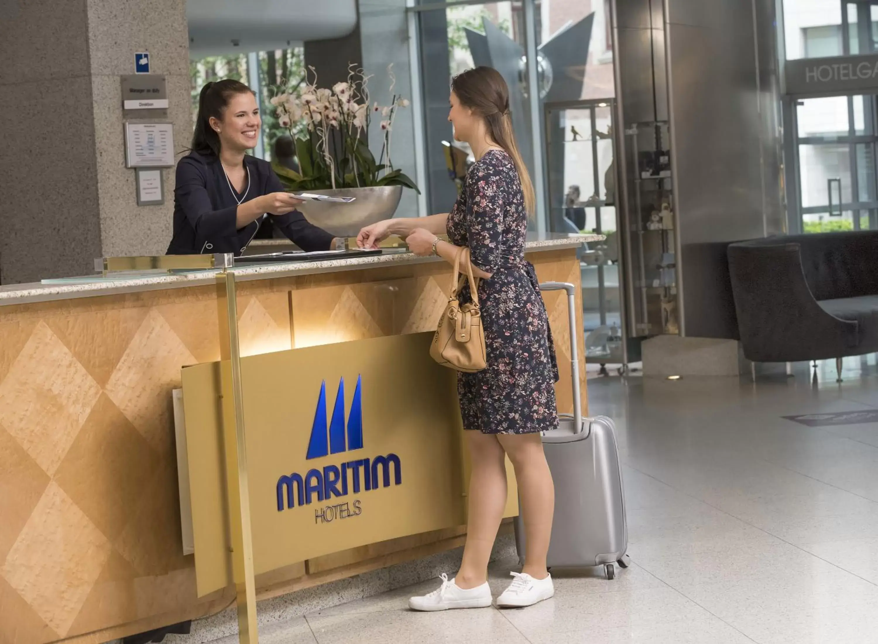 Lobby or reception in Maritim proArte Hotel Berlin