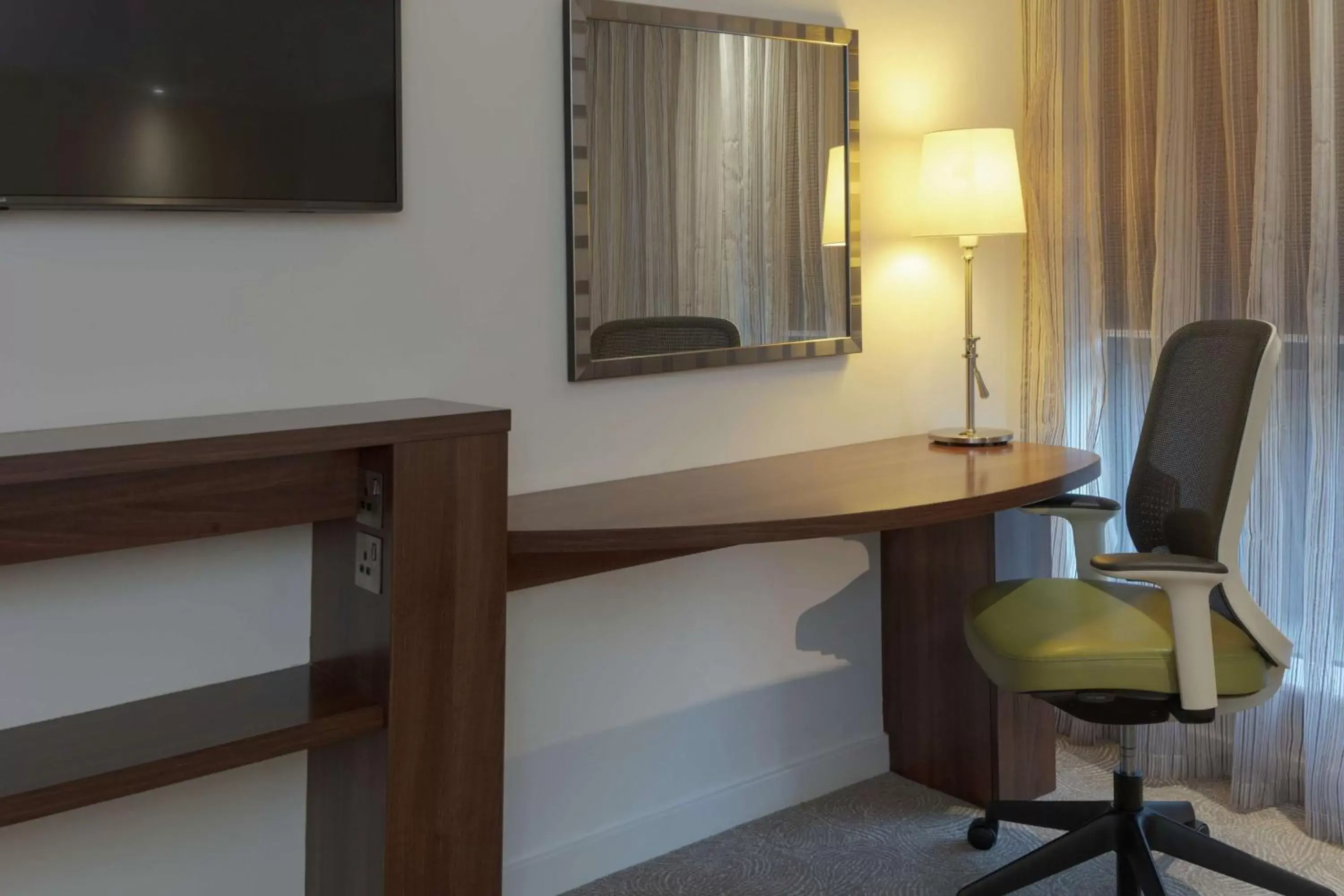 Bedroom, Bed in Hampton by Hilton Corby Bedroom, Bed in Hampton by Hilton Corby
