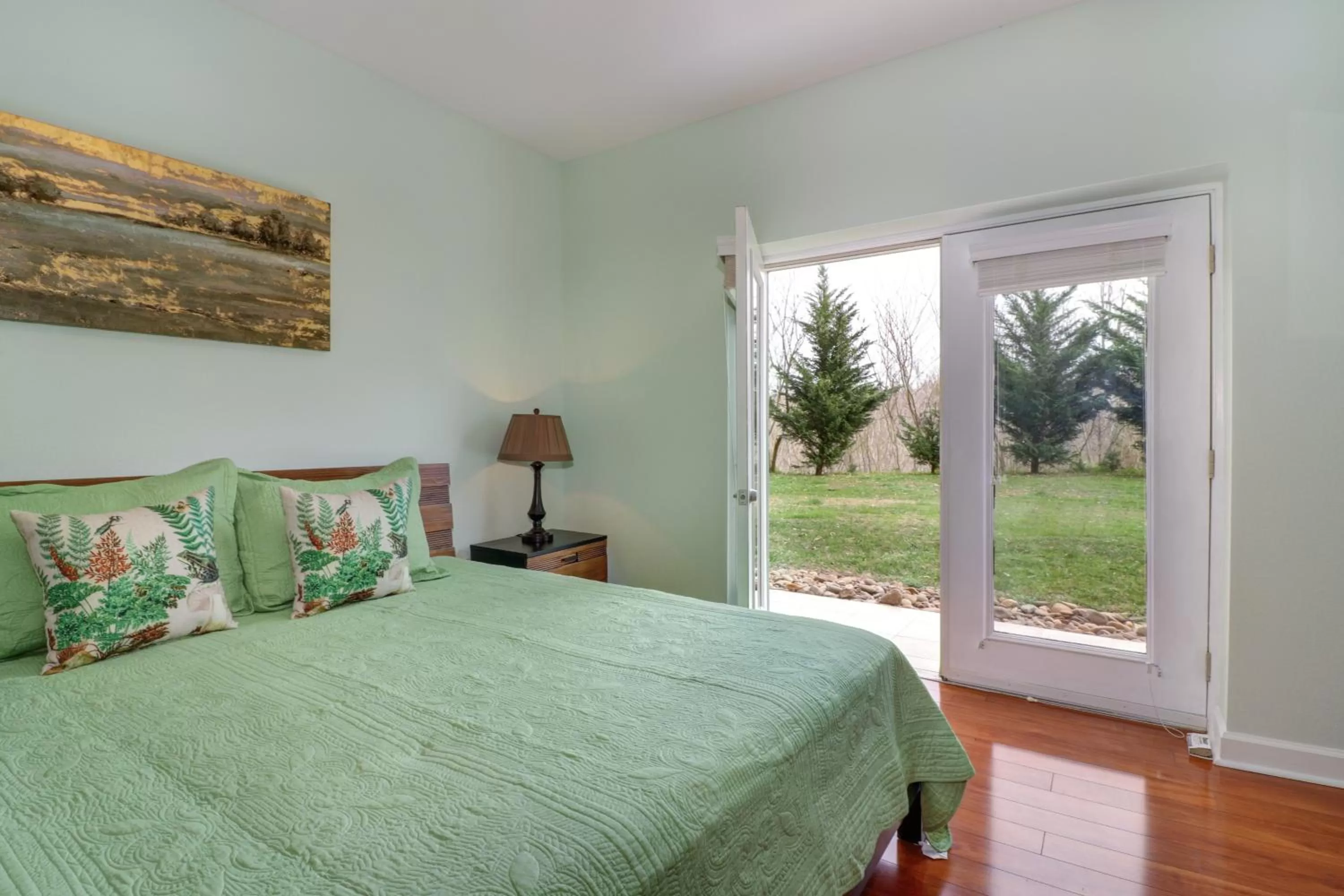 Bed in Richard's Retreat