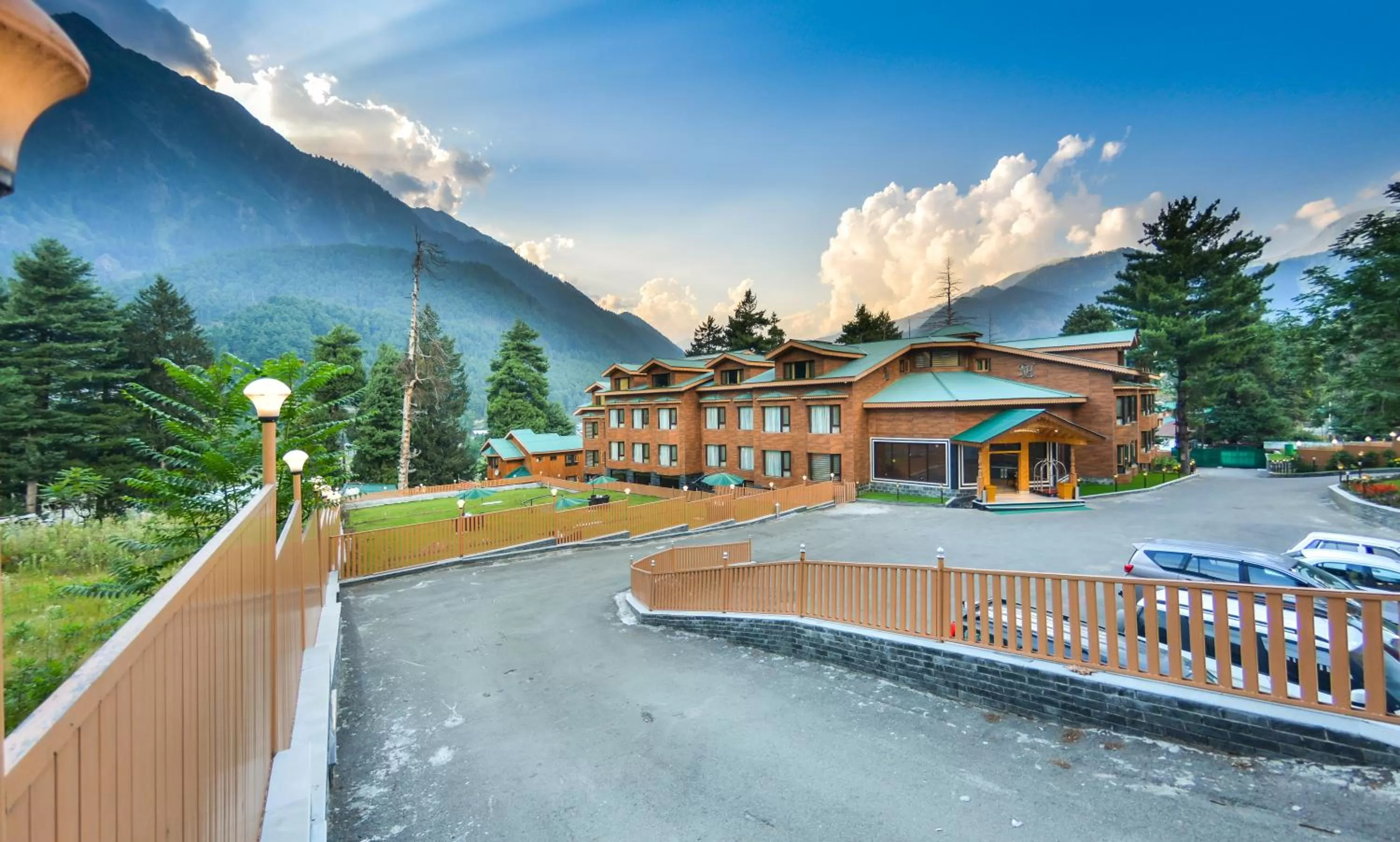 Property building in Royal Hillton Pahalgam