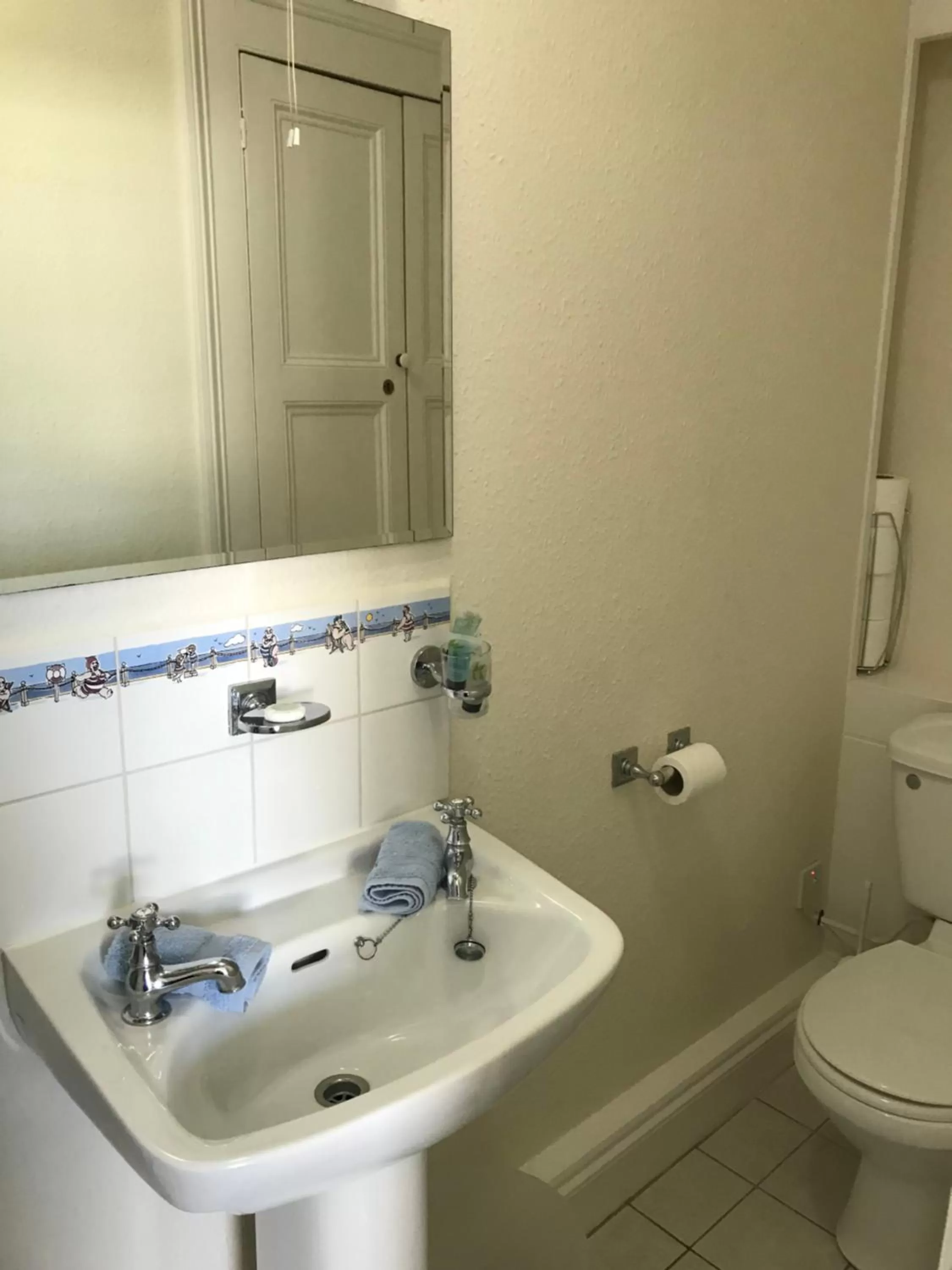 Bathroom in No 52 bed and breakfast