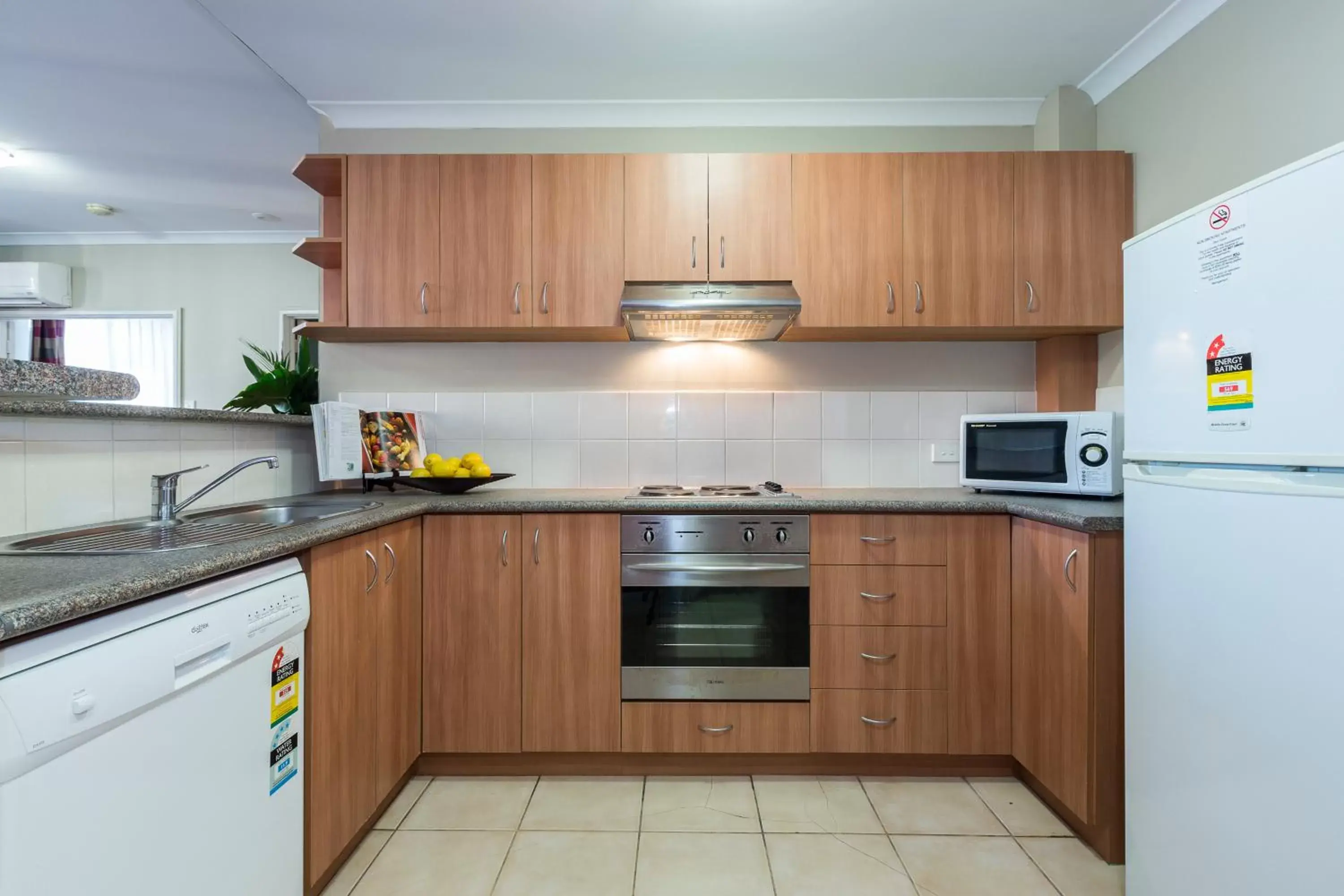 Other, Kitchen/Kitchenette in Mont Clare Boutique Apartments