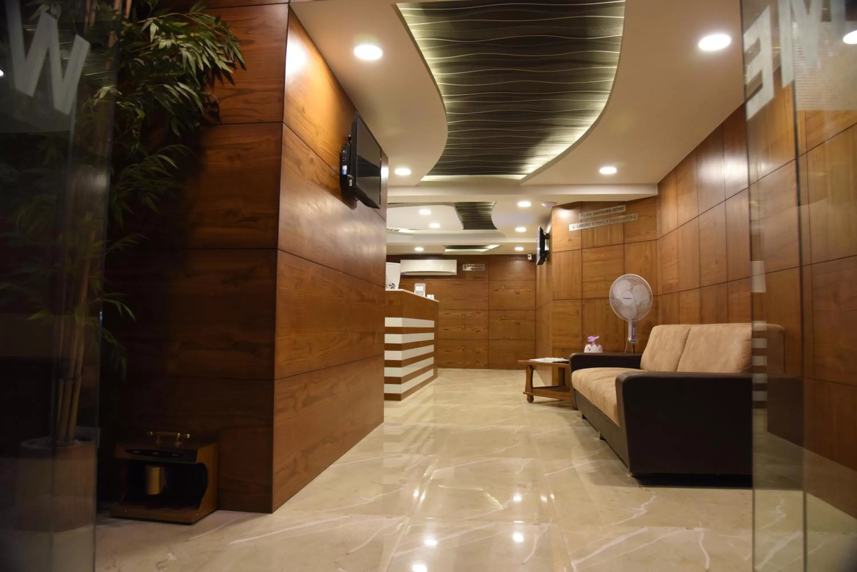 Lobby or reception, Lobby/Reception in The Pacific Hotel