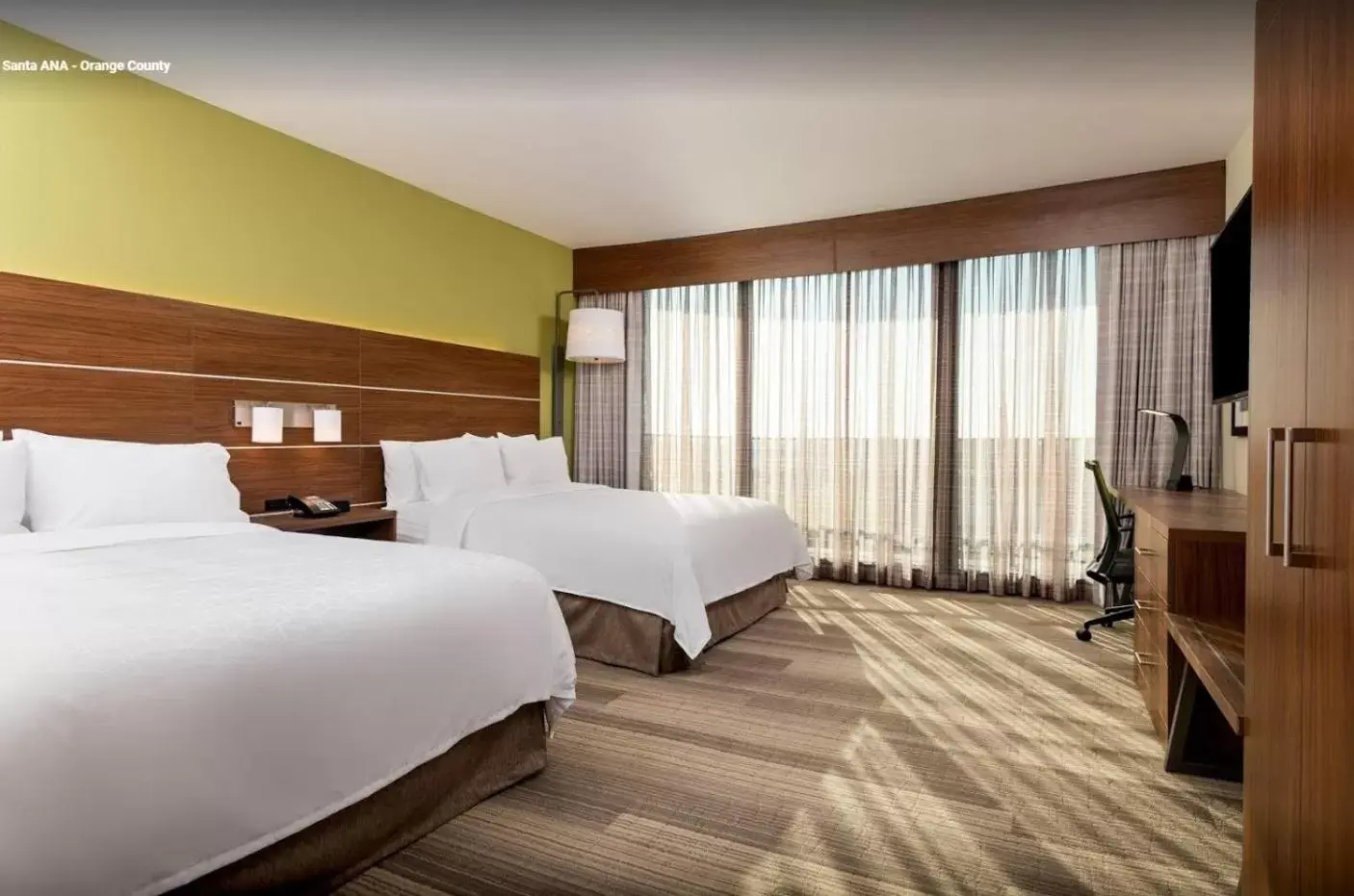 Photo of the whole room, Bed in Holiday Inn Express & Suites Santa Ana - Orange County, an IHG Hotel