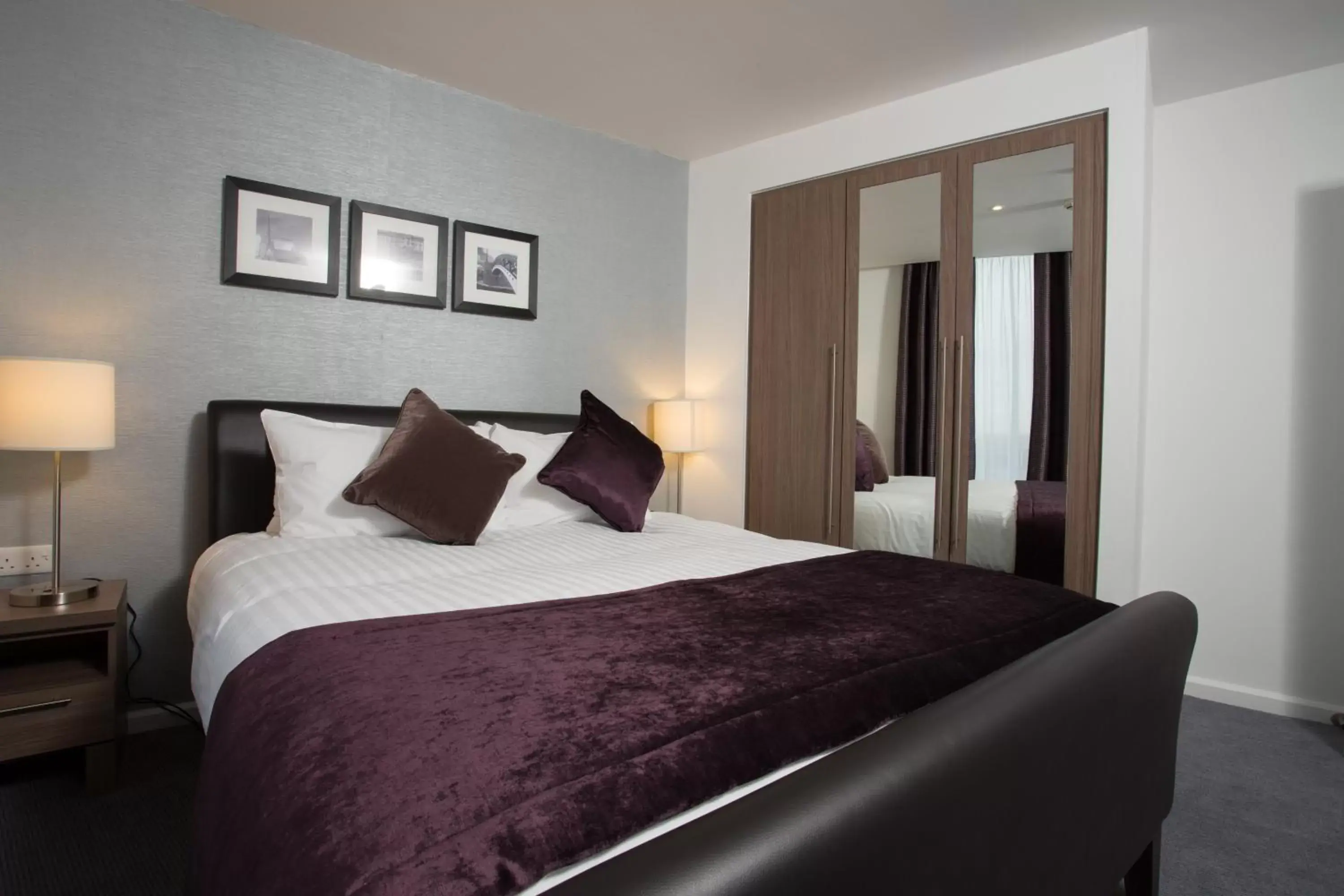 Photo of the whole room, Bed in Staybridge Suites Birmingham, an IHG Hotel