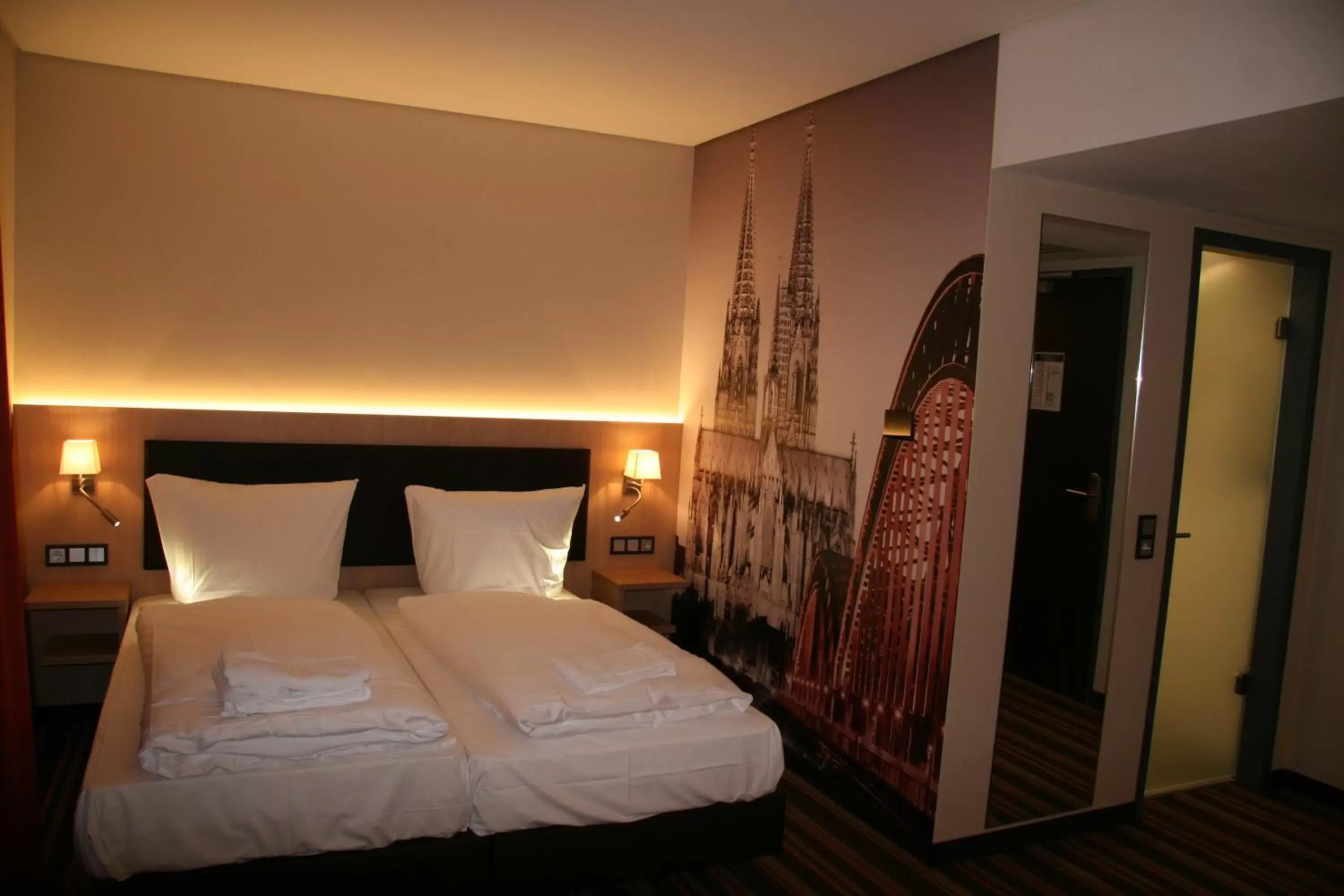 Photo of the whole room, Bed in Hotel Fortune Photo of the whole room, Bed in Hotel Fortune