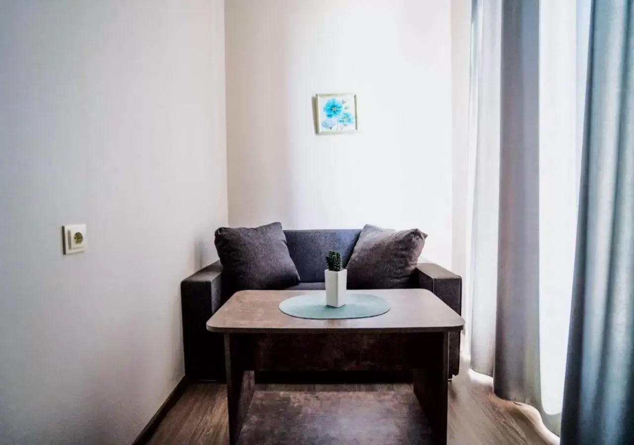 Living room, Seating Area in Hotel Nabadi