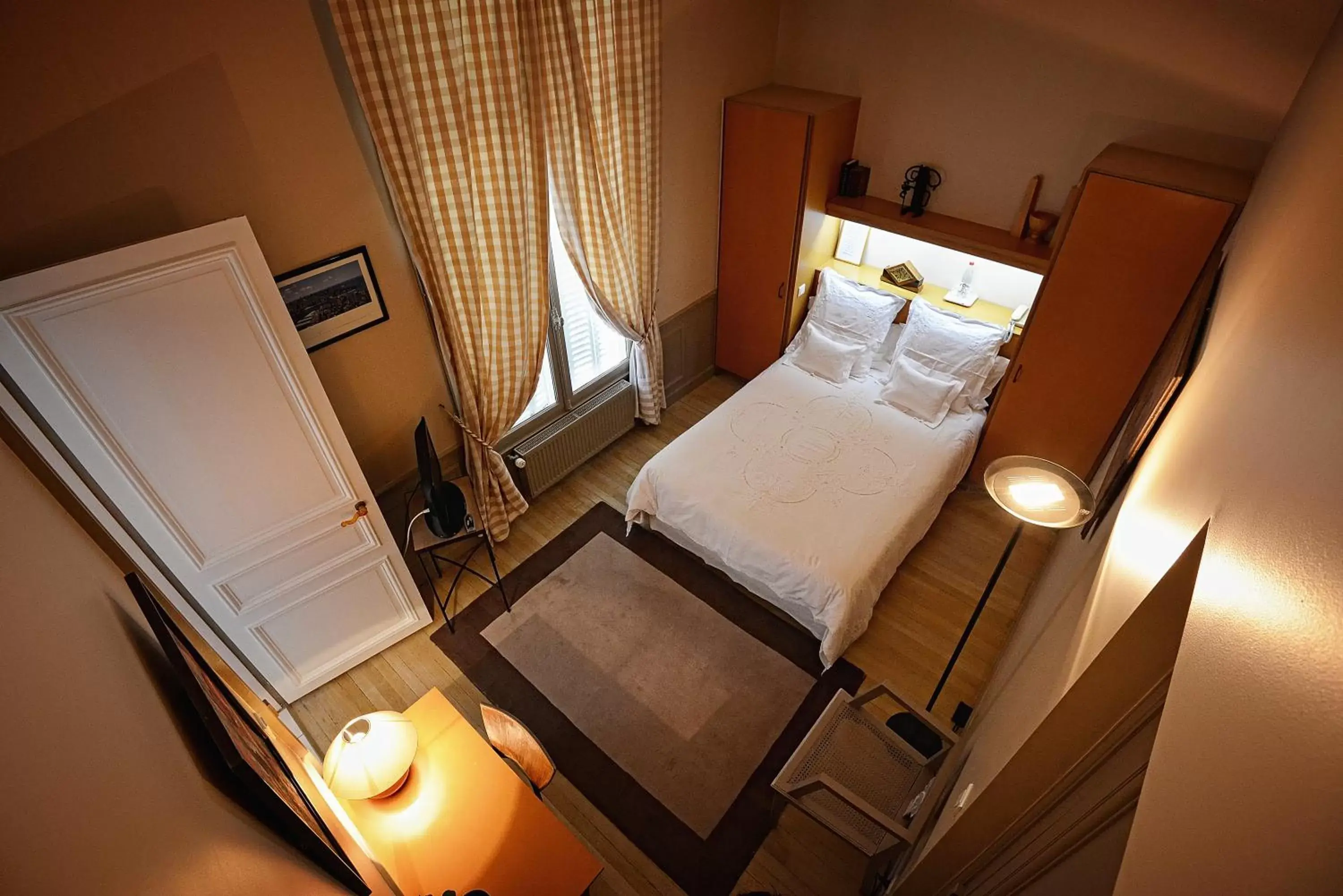 Bed in Hotel Le Clos Raymi