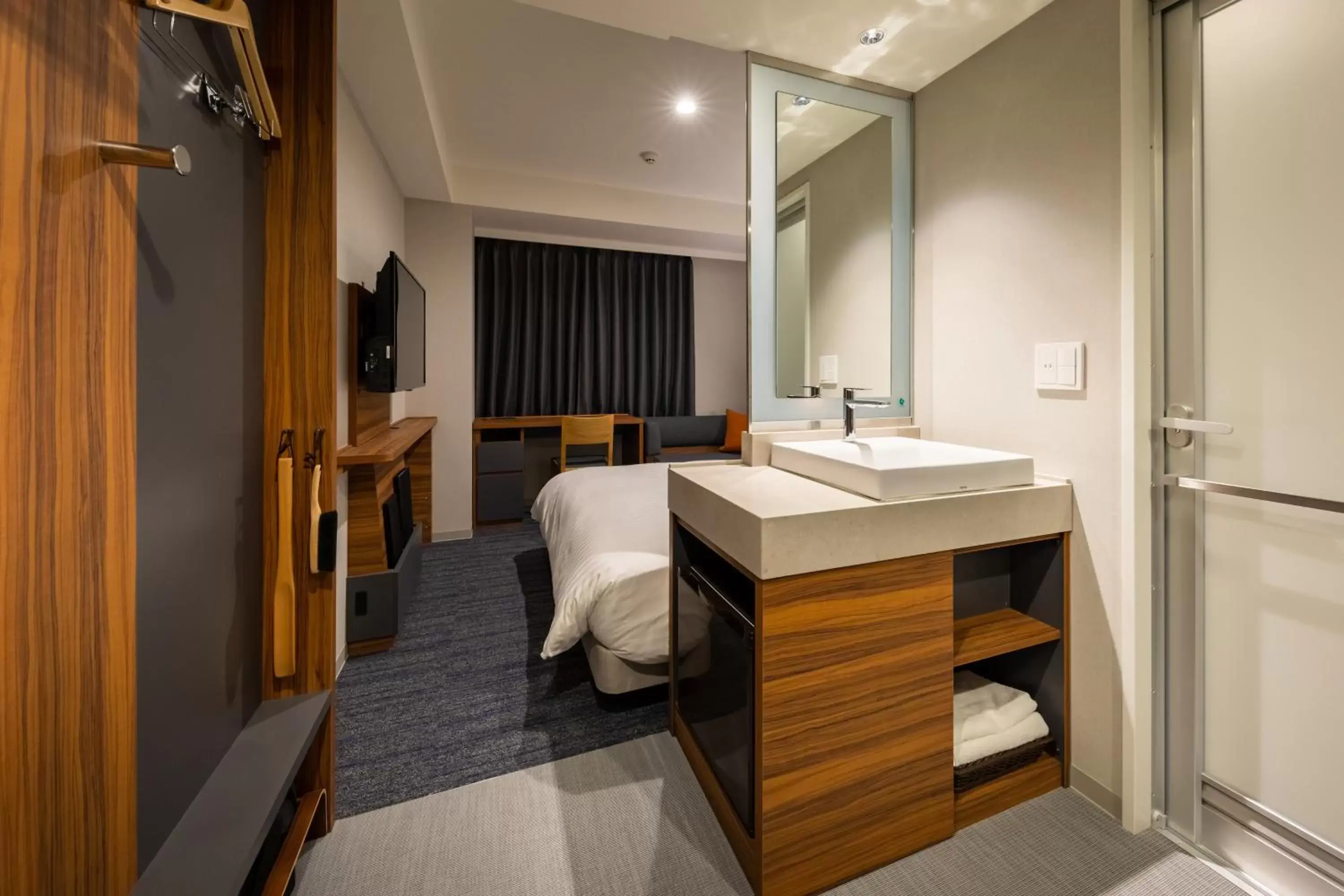 Photo of the whole room, Bathroom in Nishitetsu Hotel Croom Nagoya