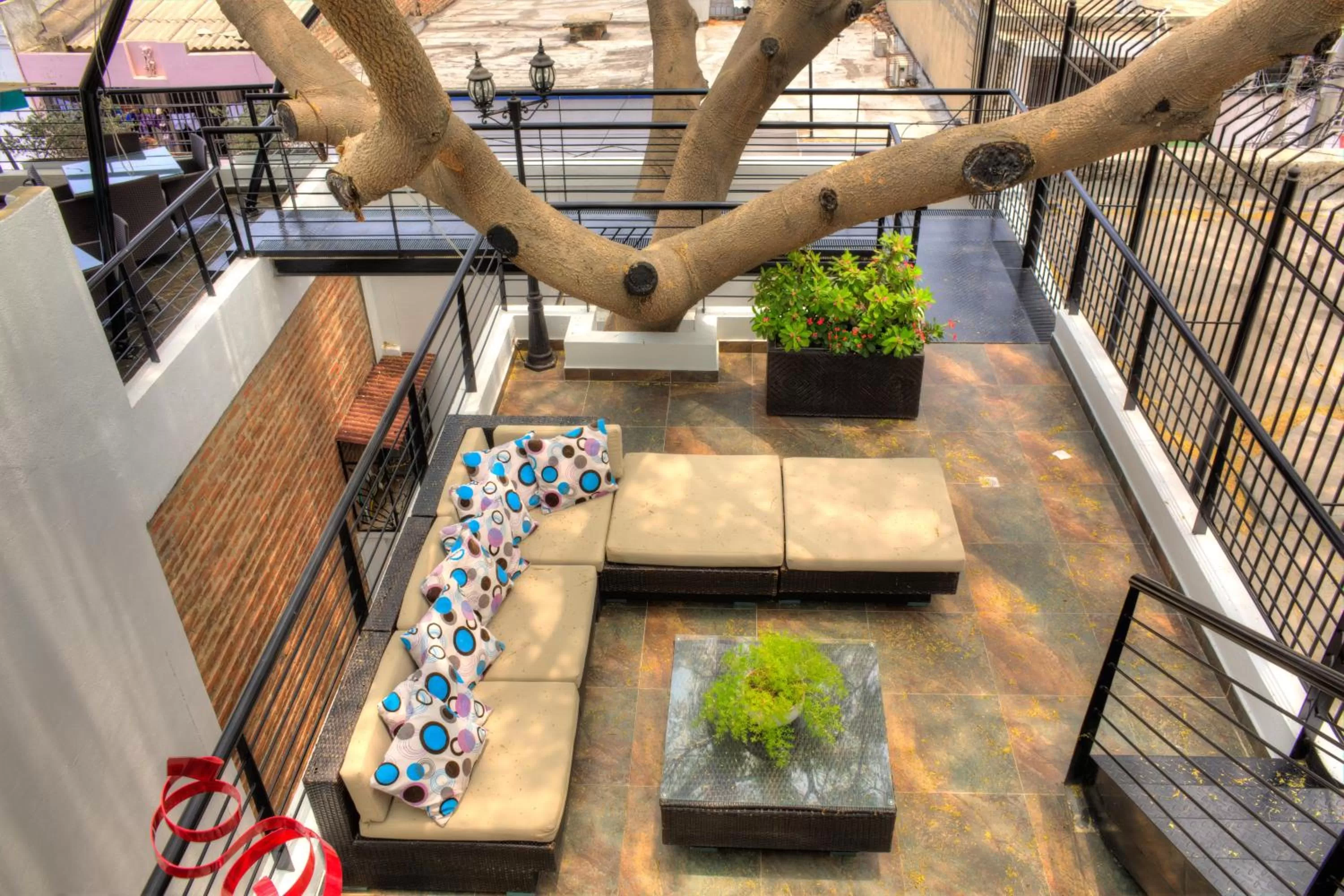 Patio in Casa de Leda, a Kali Hotel