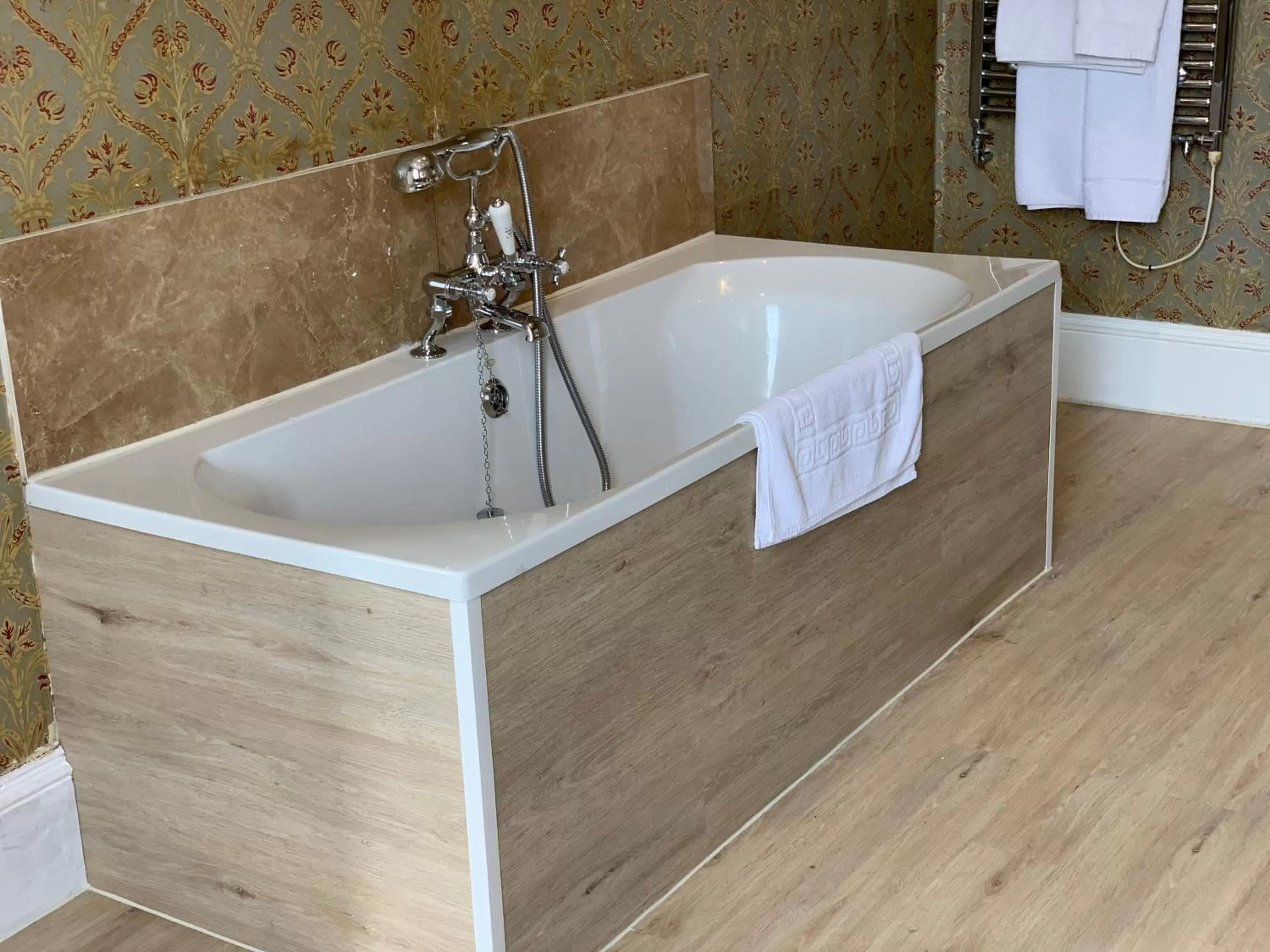 Bathroom in Colwick Hall Hotel